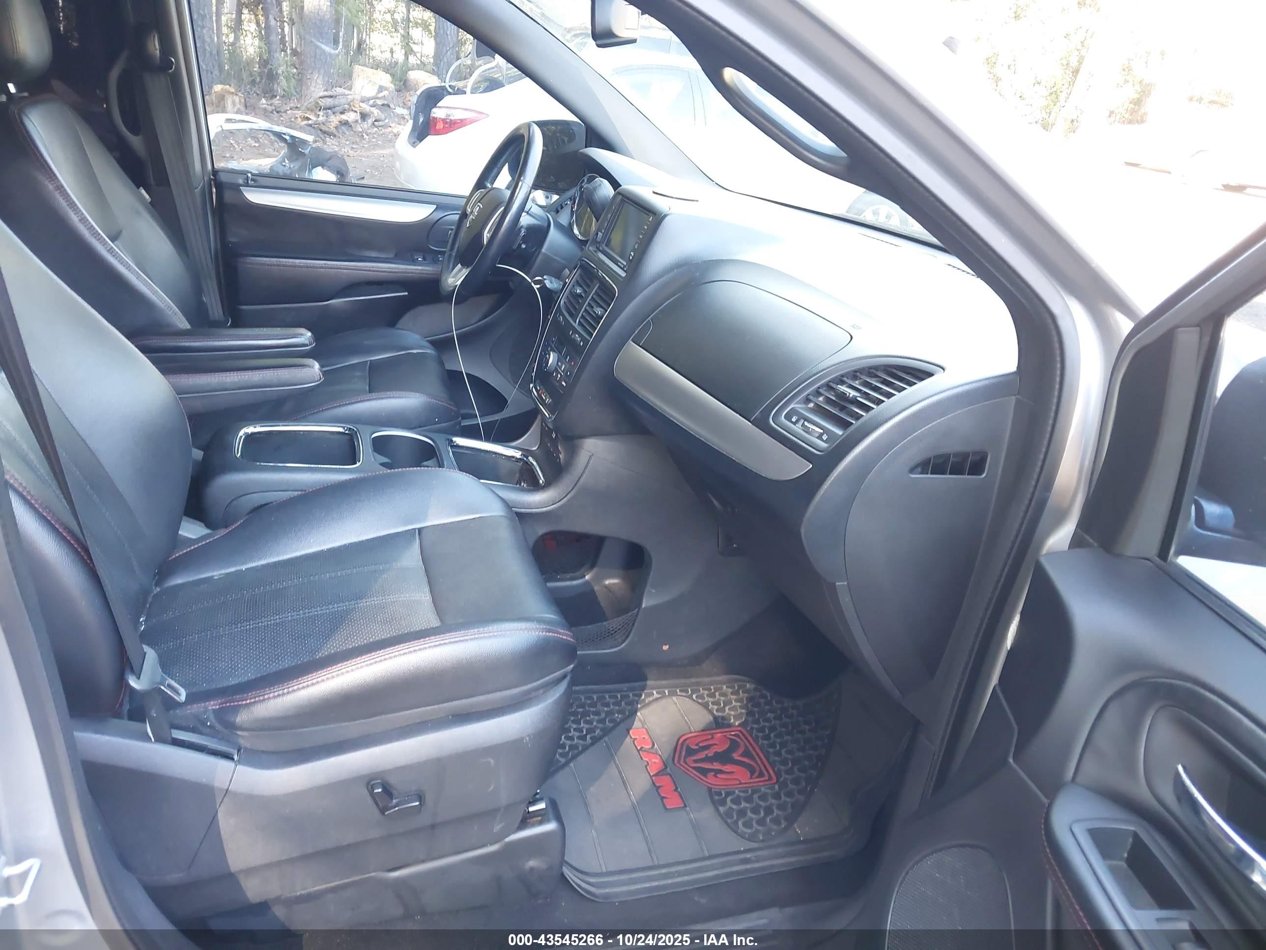 DODGE GRAND image 5
