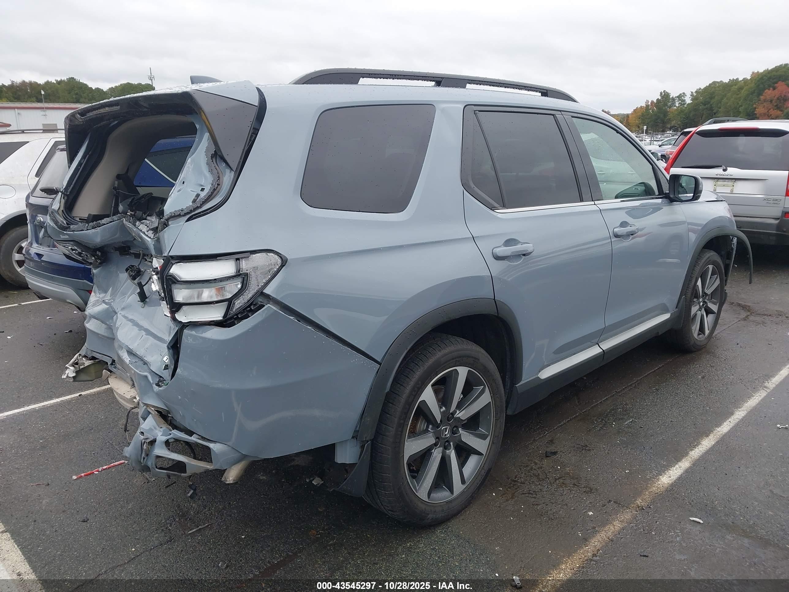 HONDA PILOT image 4