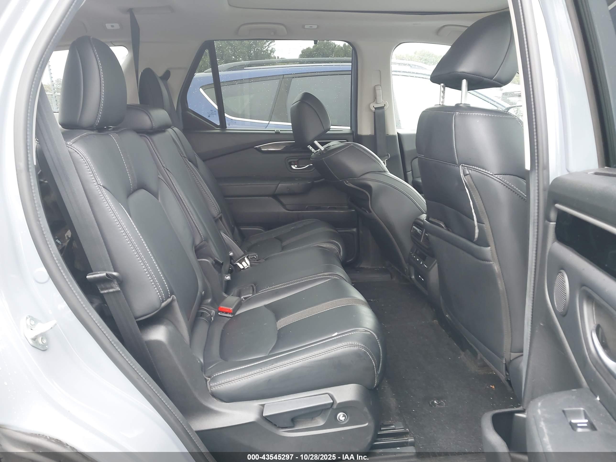 HONDA PILOT image 8