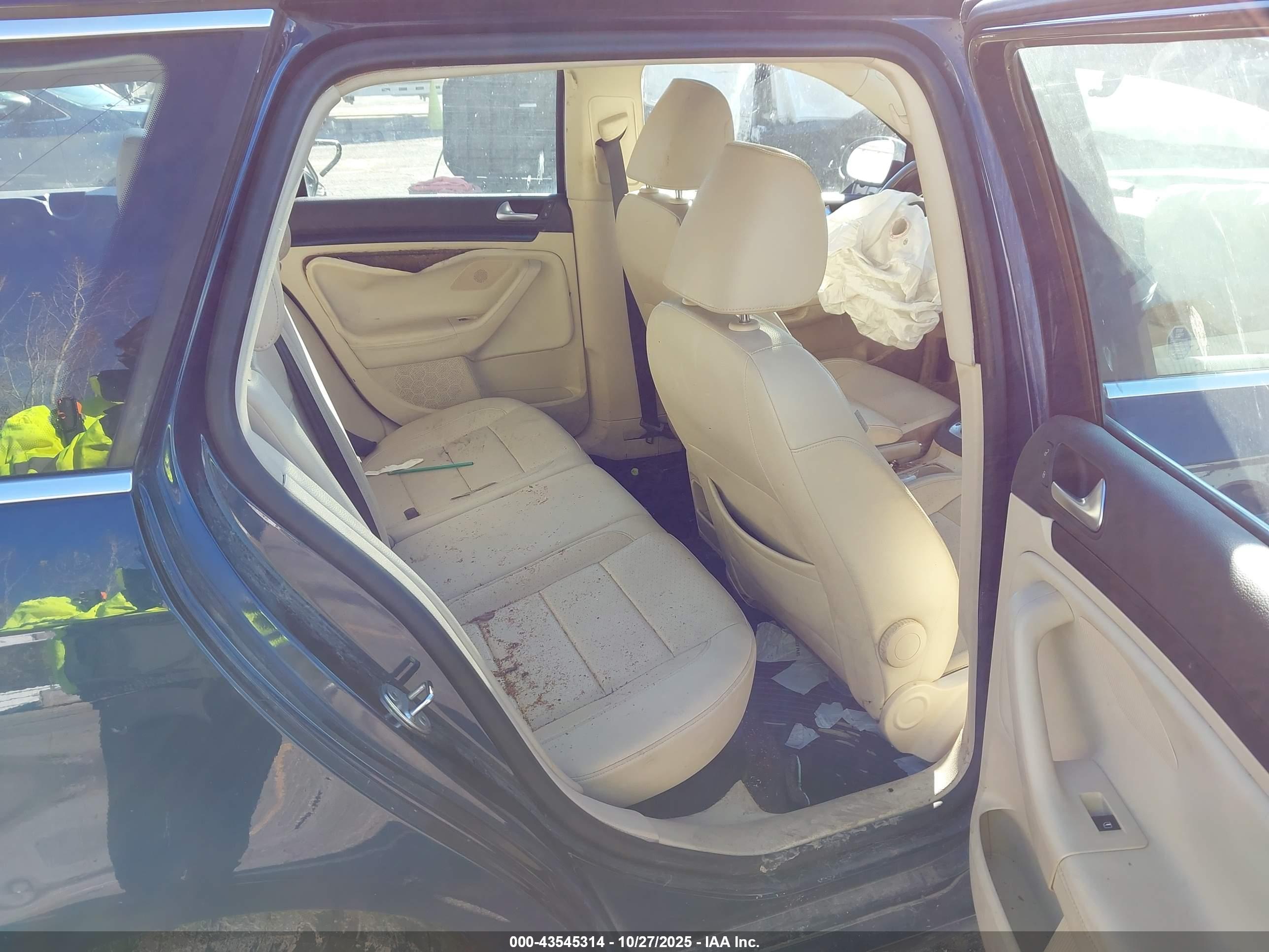 VOLKSWAGEN JETTA image 8