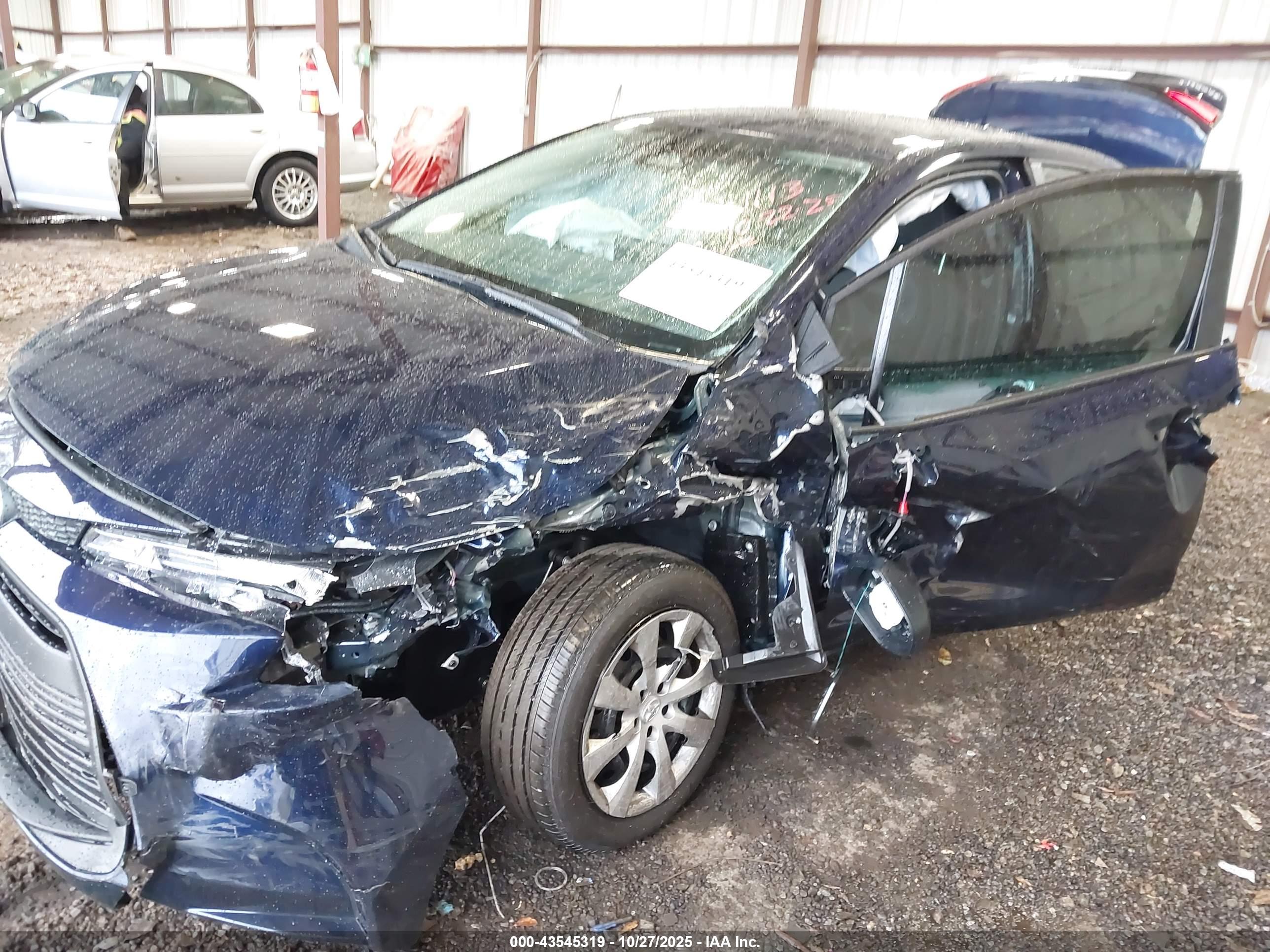 TOYOTA COROLLA image 6