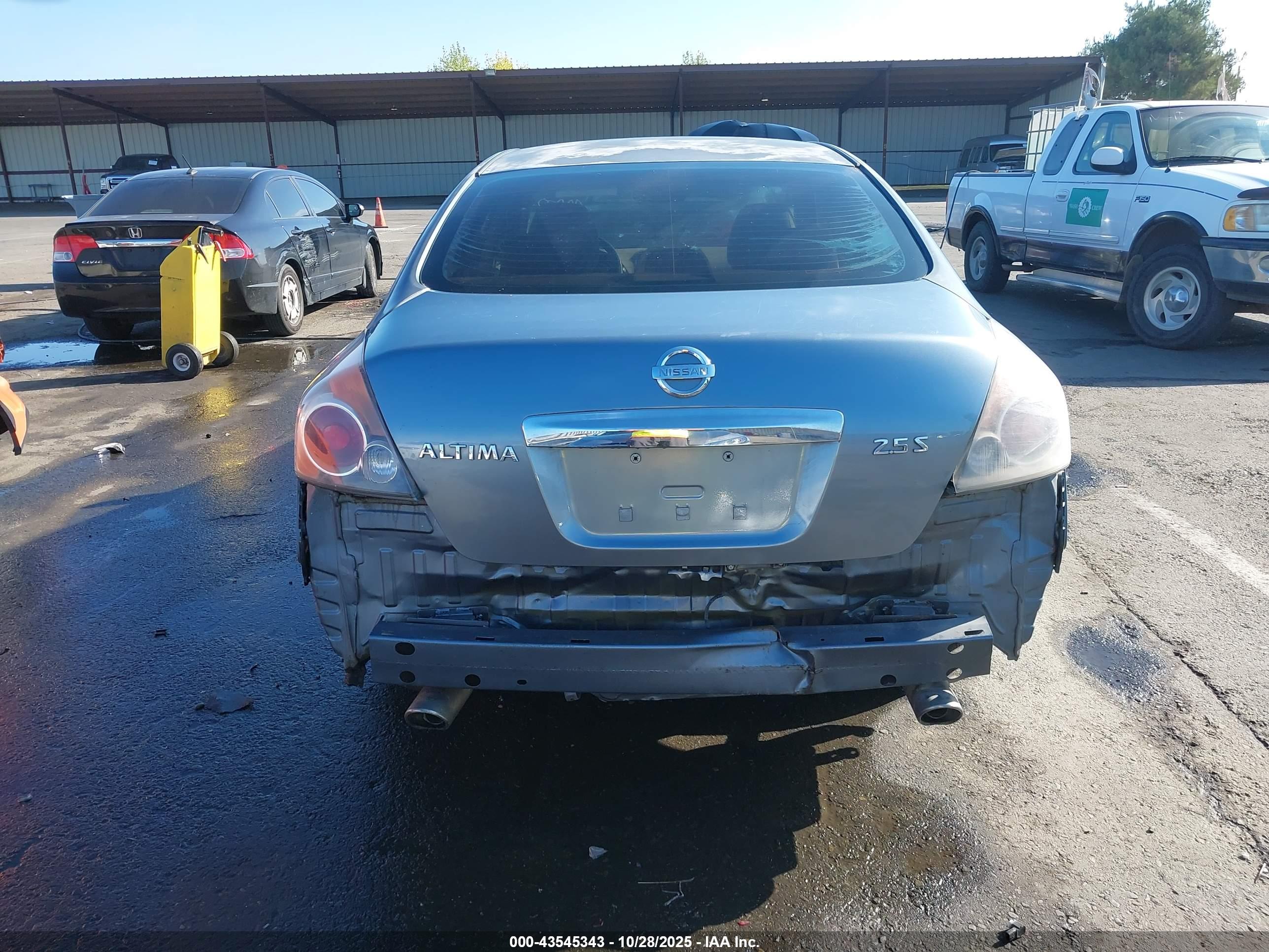 NISSAN ALTIMA image 6