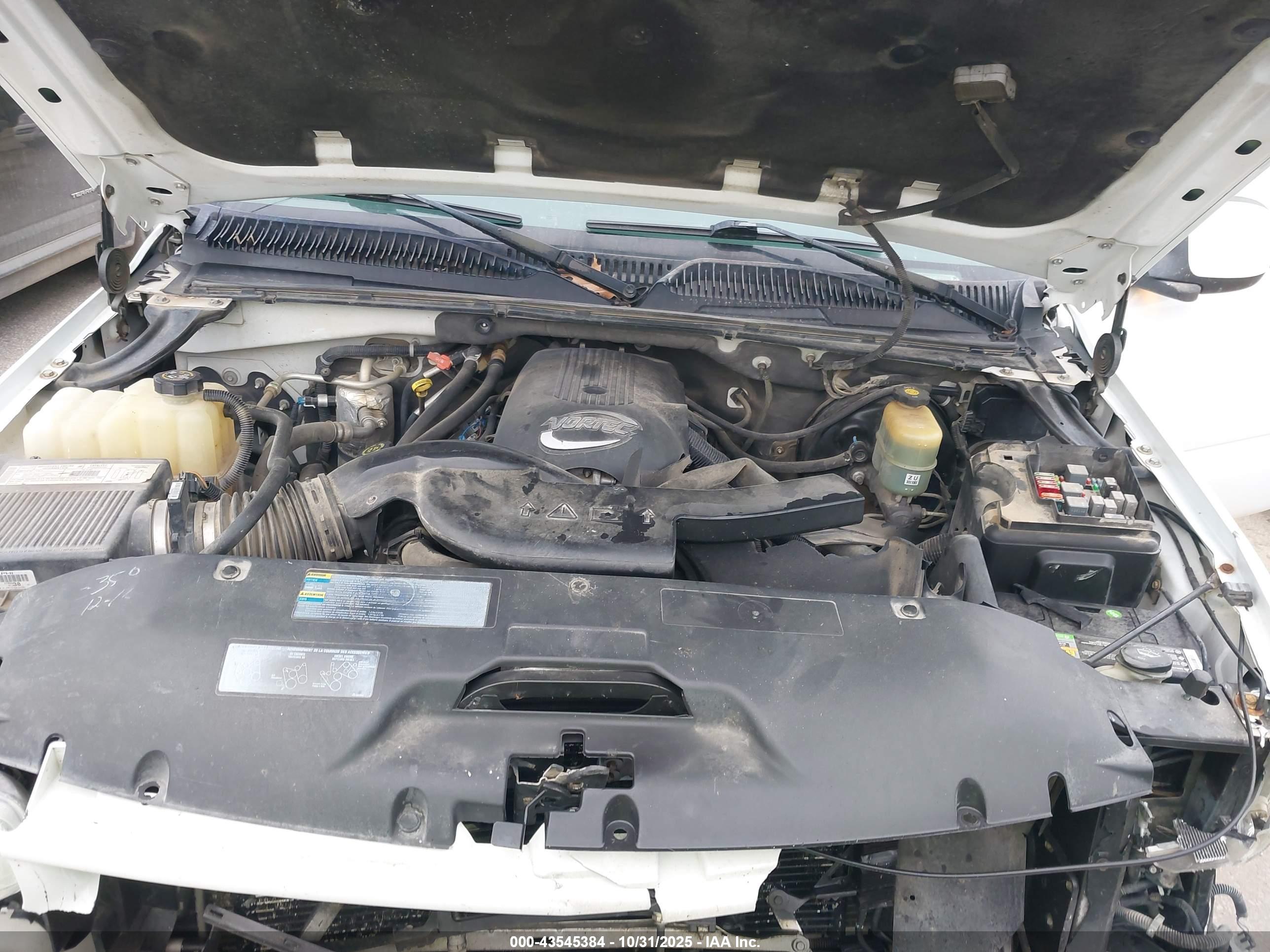 CHEVROLET SUBURBAN image 10