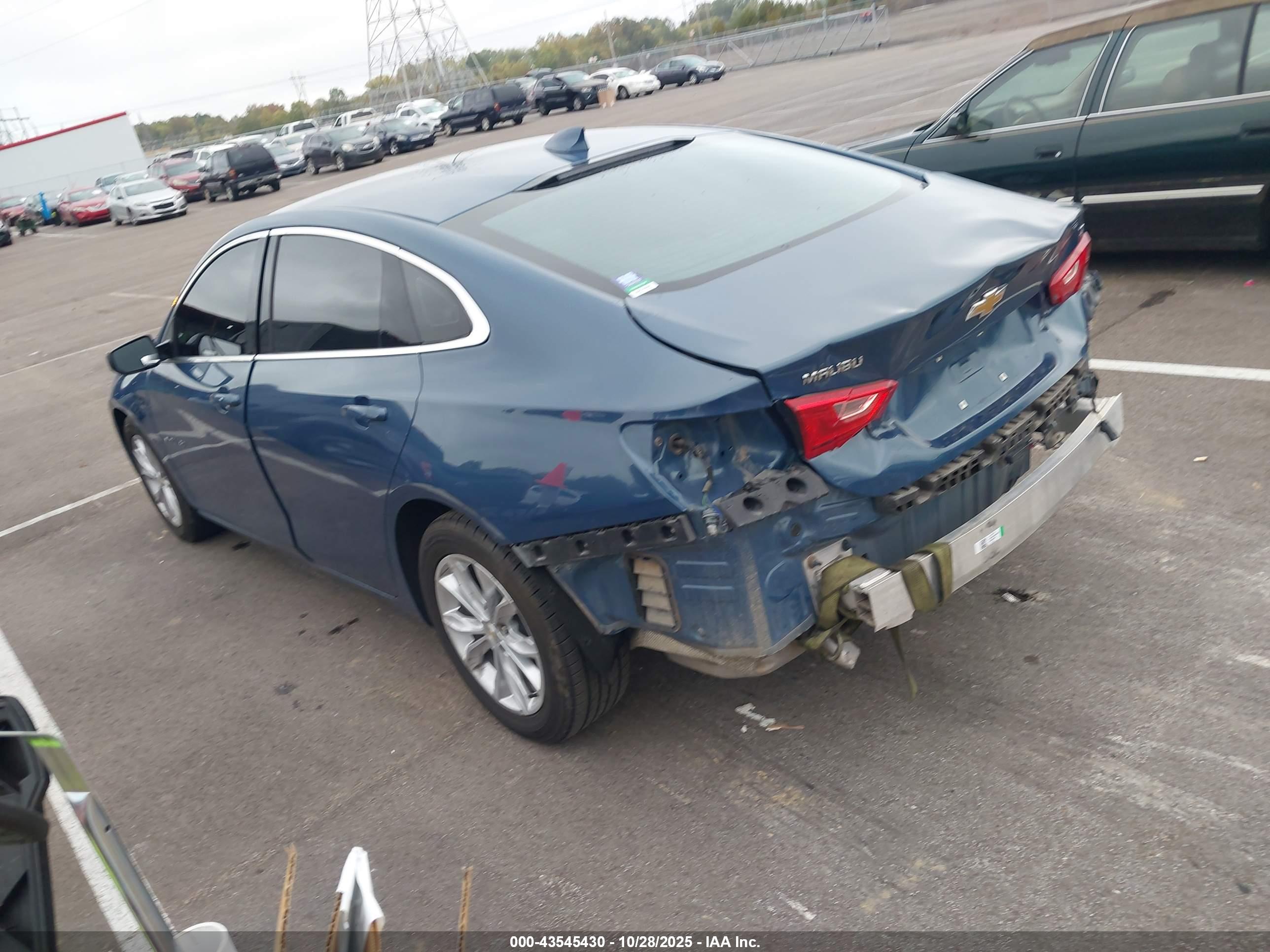 CHEVROLET MALIBU image 3