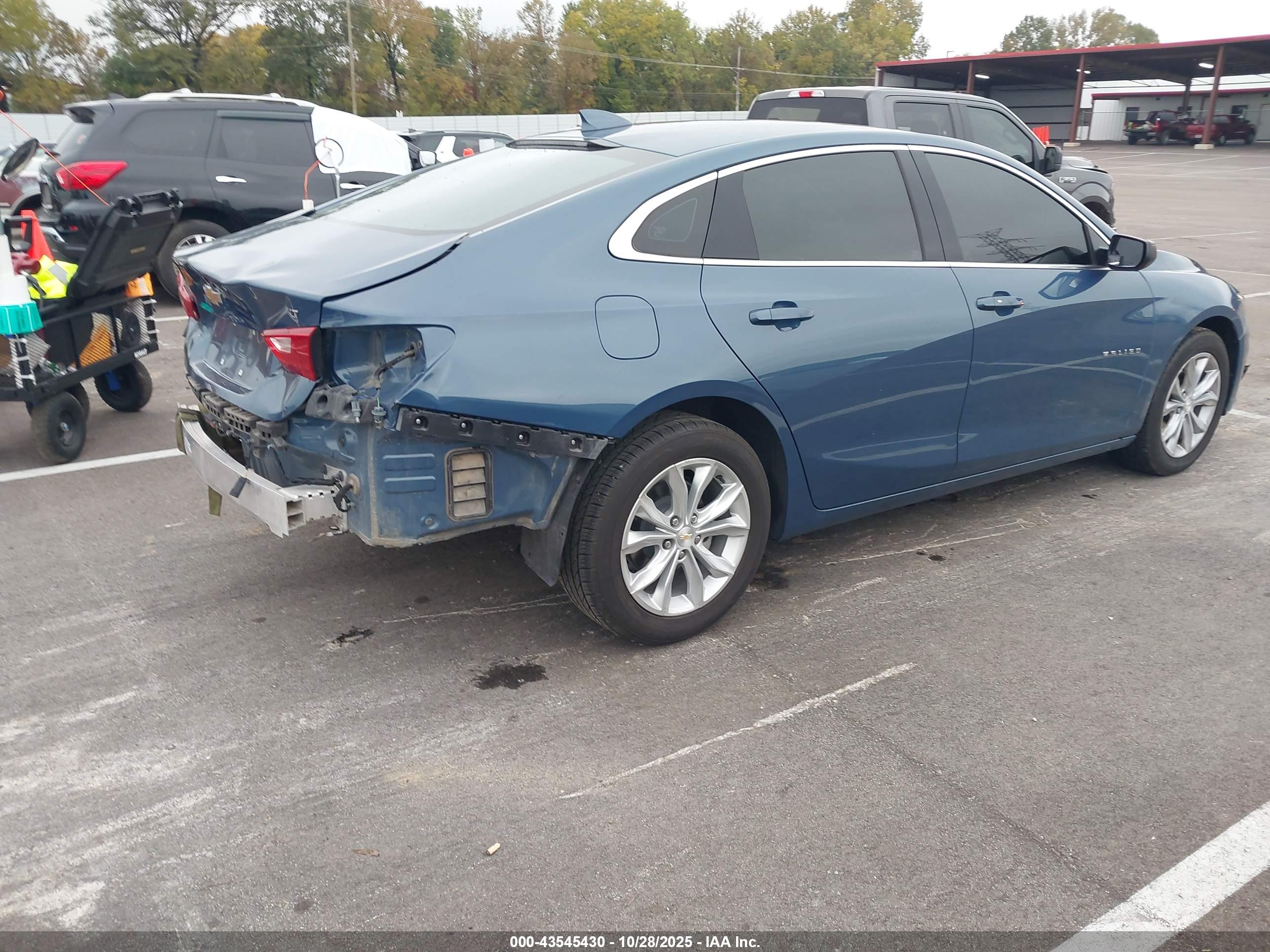 CHEVROLET MALIBU image 4