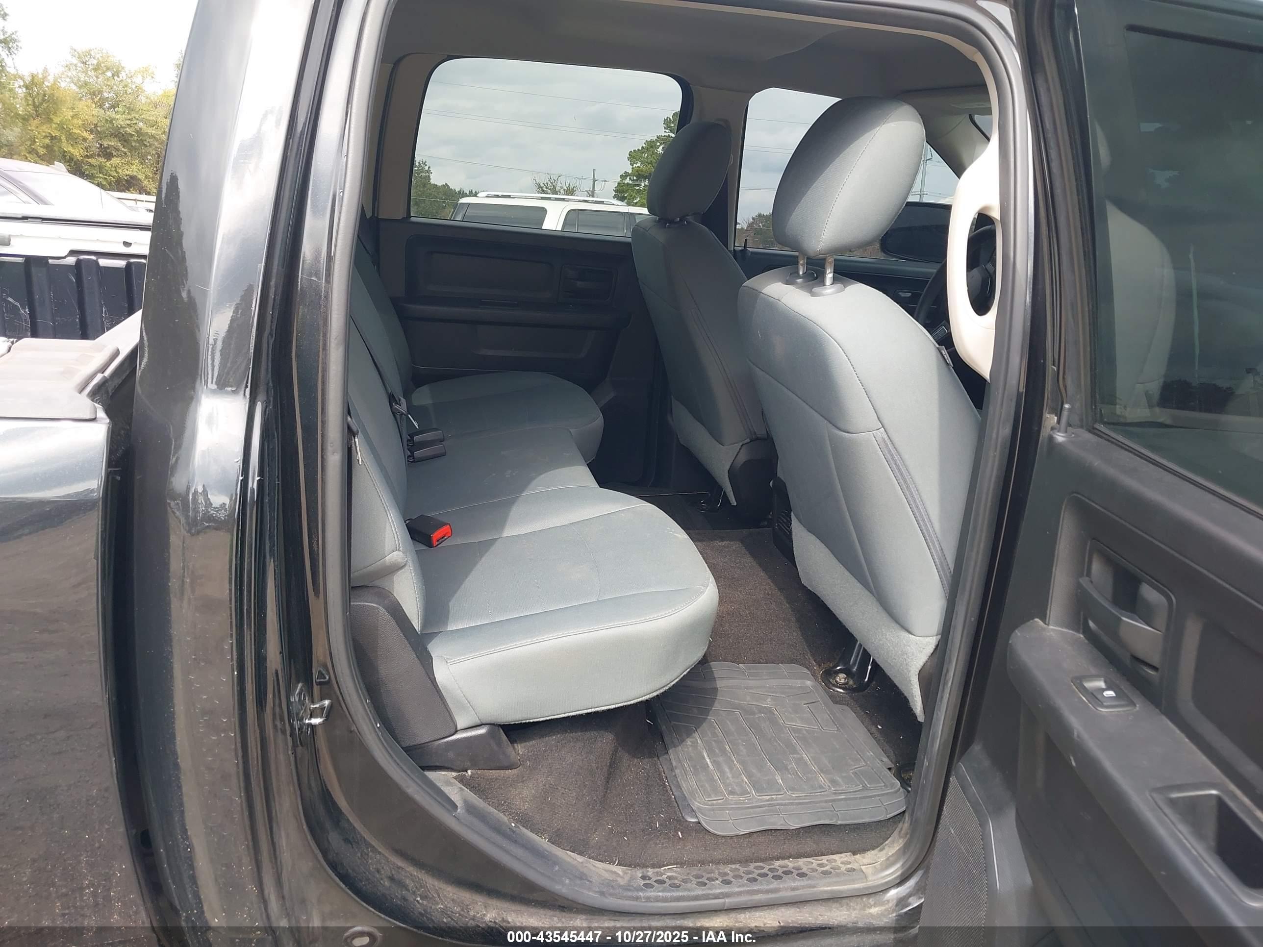 RAM 1500 image 8
