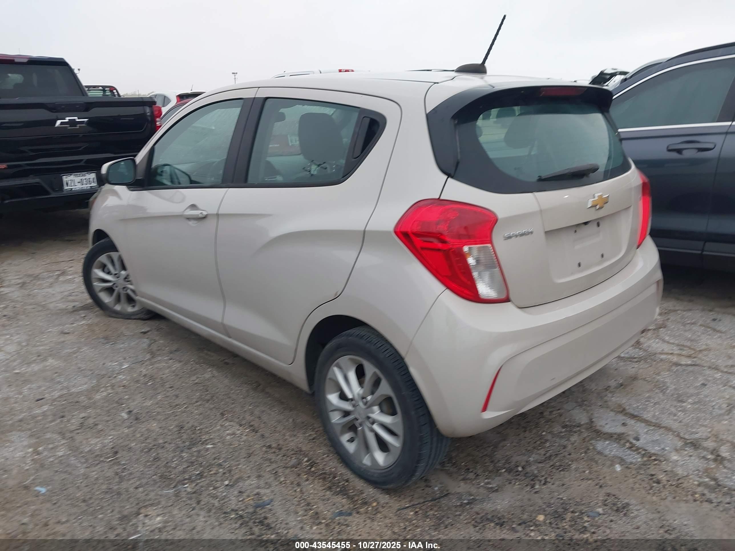 CHEVROLET SPARK image 3
