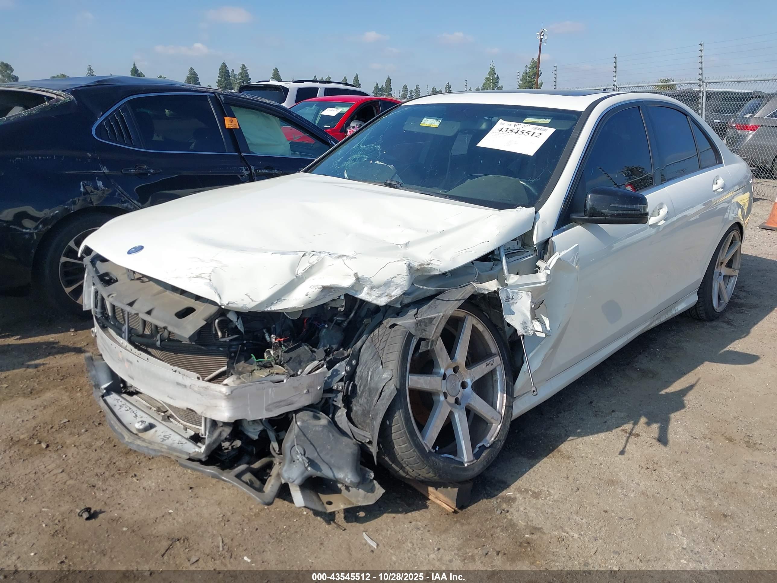 MERCEDES-BENZ C image 2