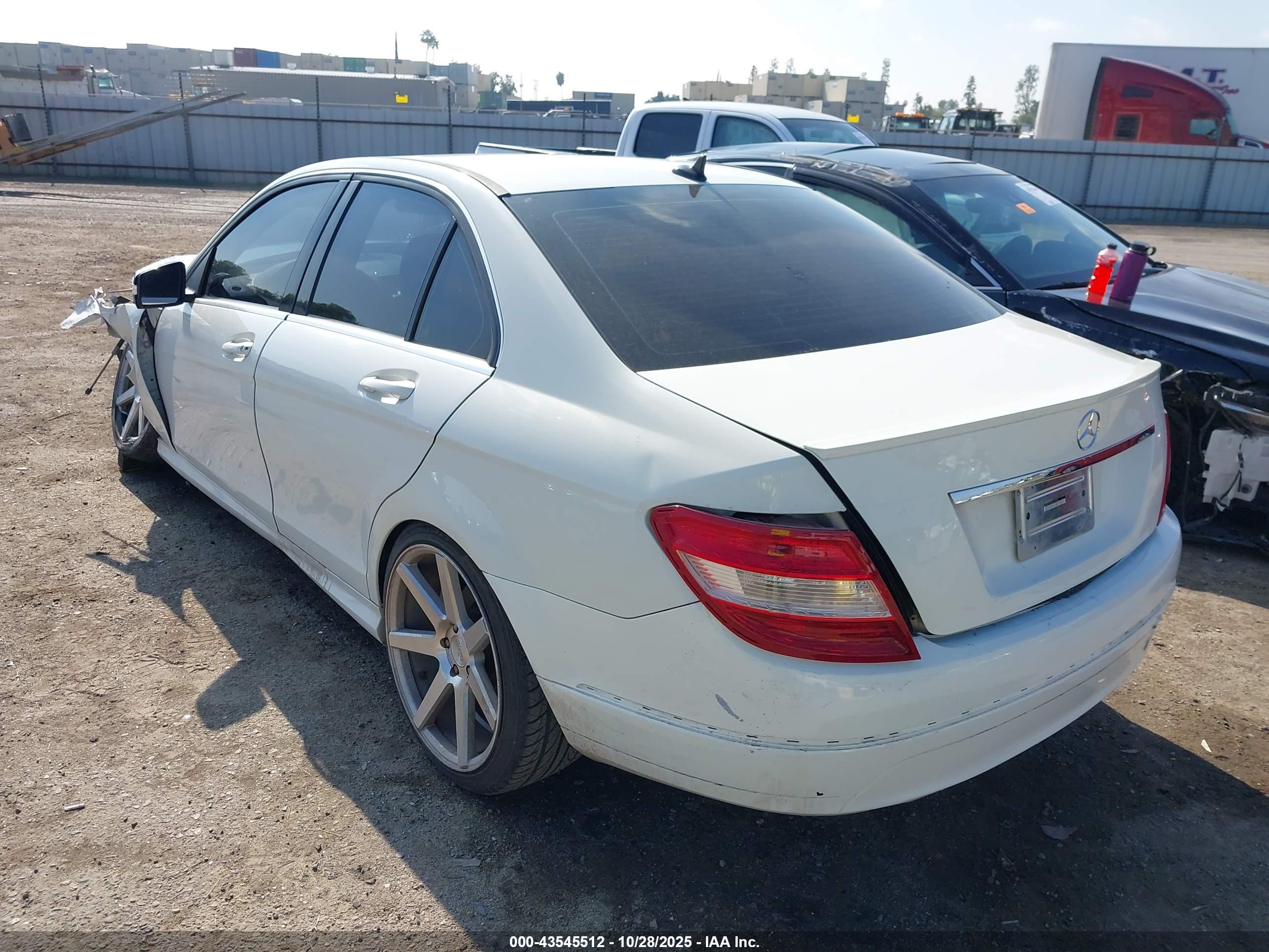 MERCEDES-BENZ C image 3