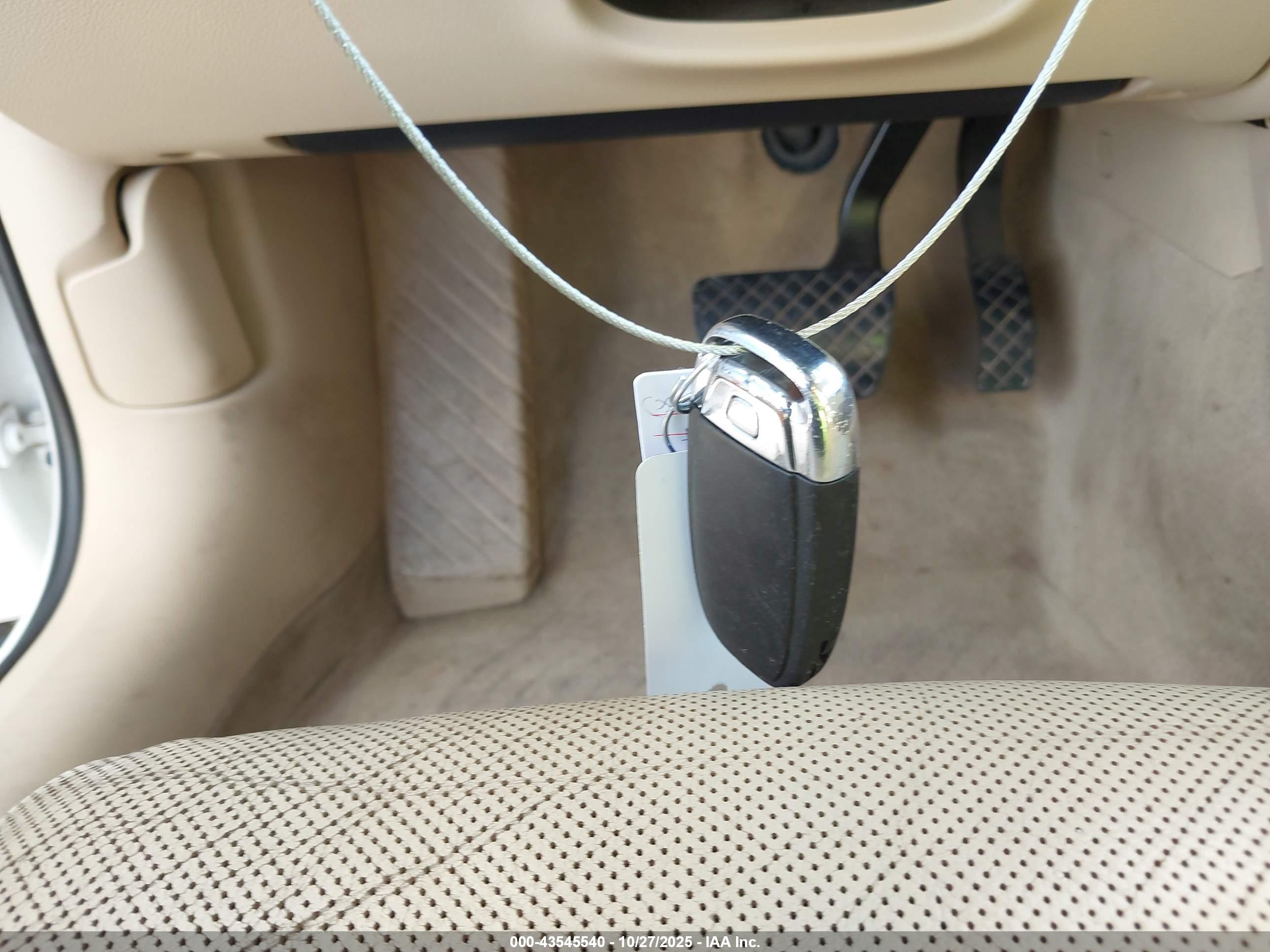 AUDI A6 image 11