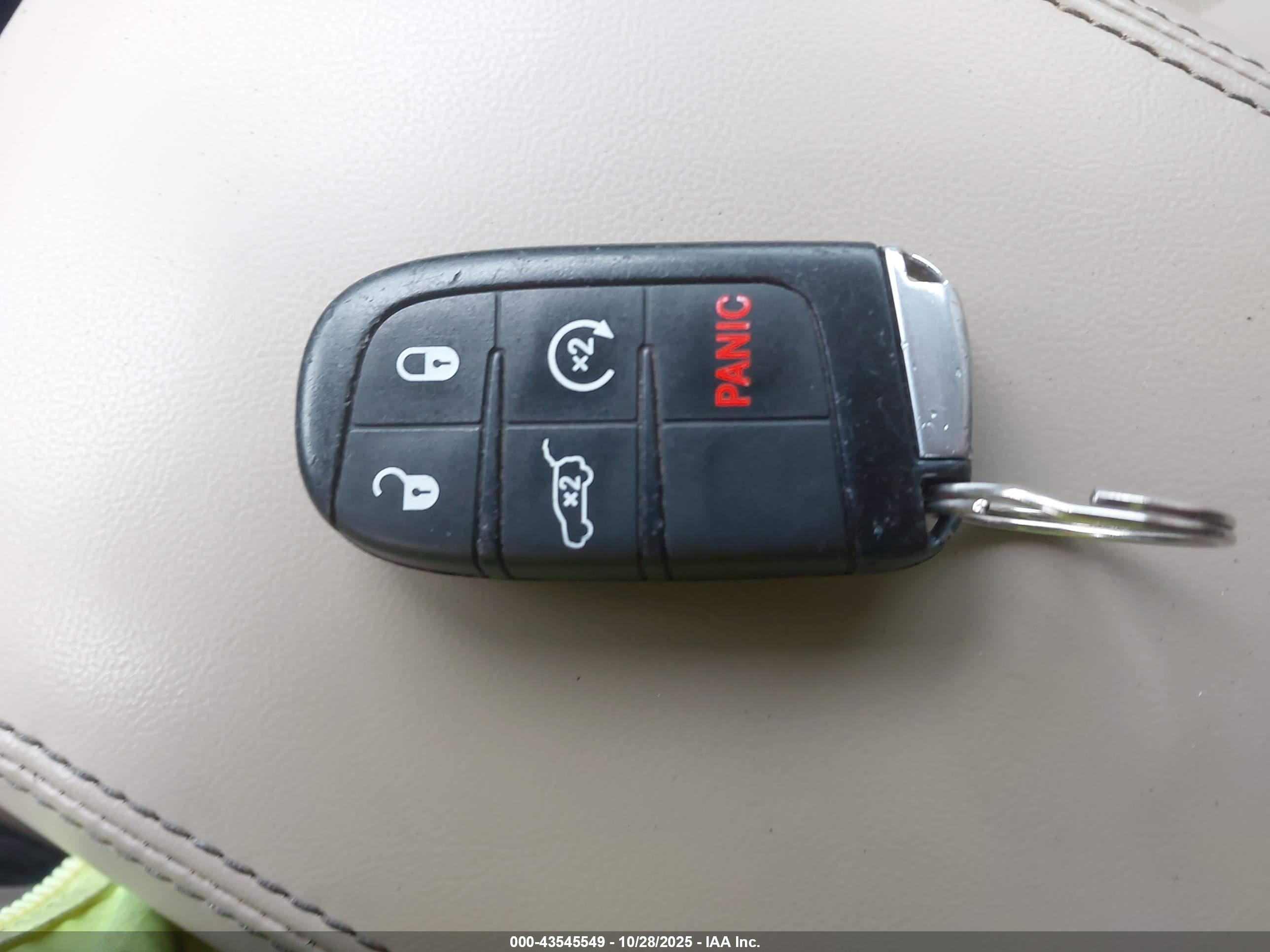JEEP GRAND image 11