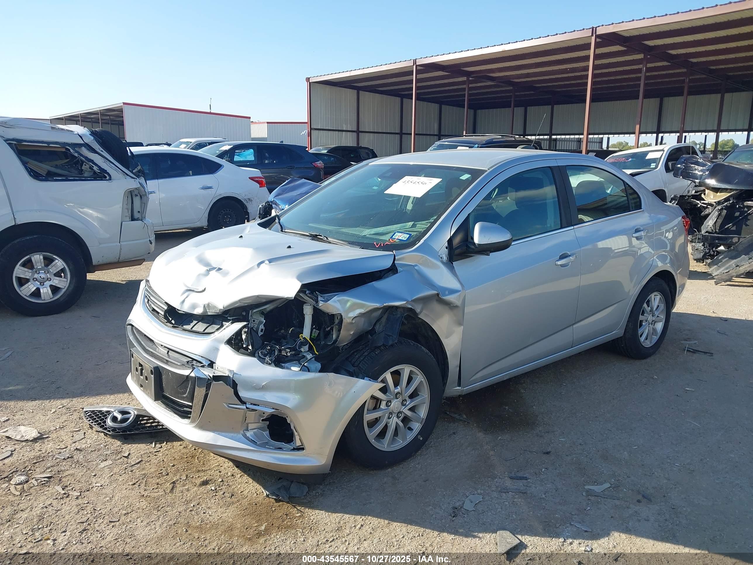 CHEVROLET SONIC image 2