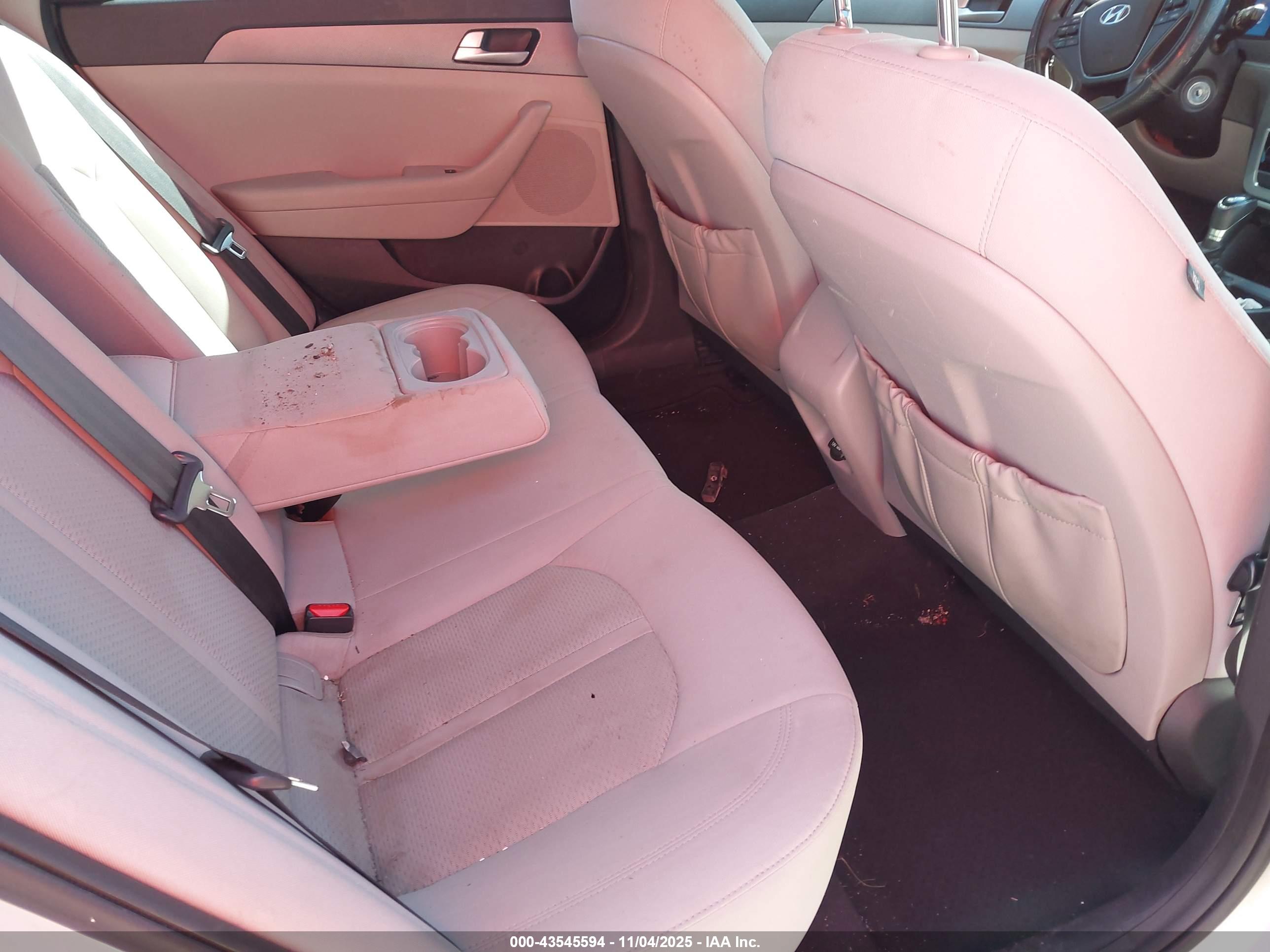 HYUNDAI SONATA image 8