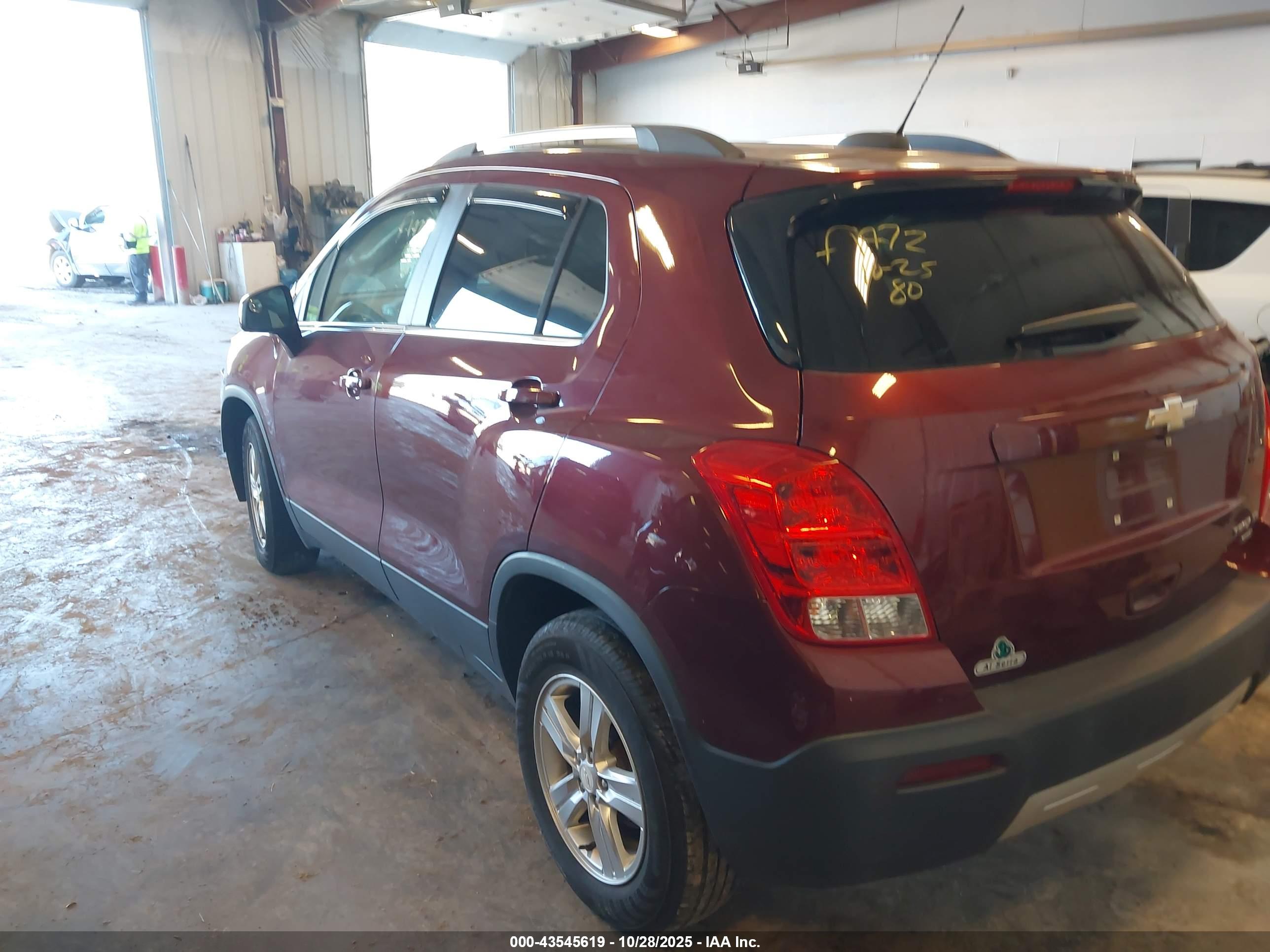 CHEVROLET TRAX image 3