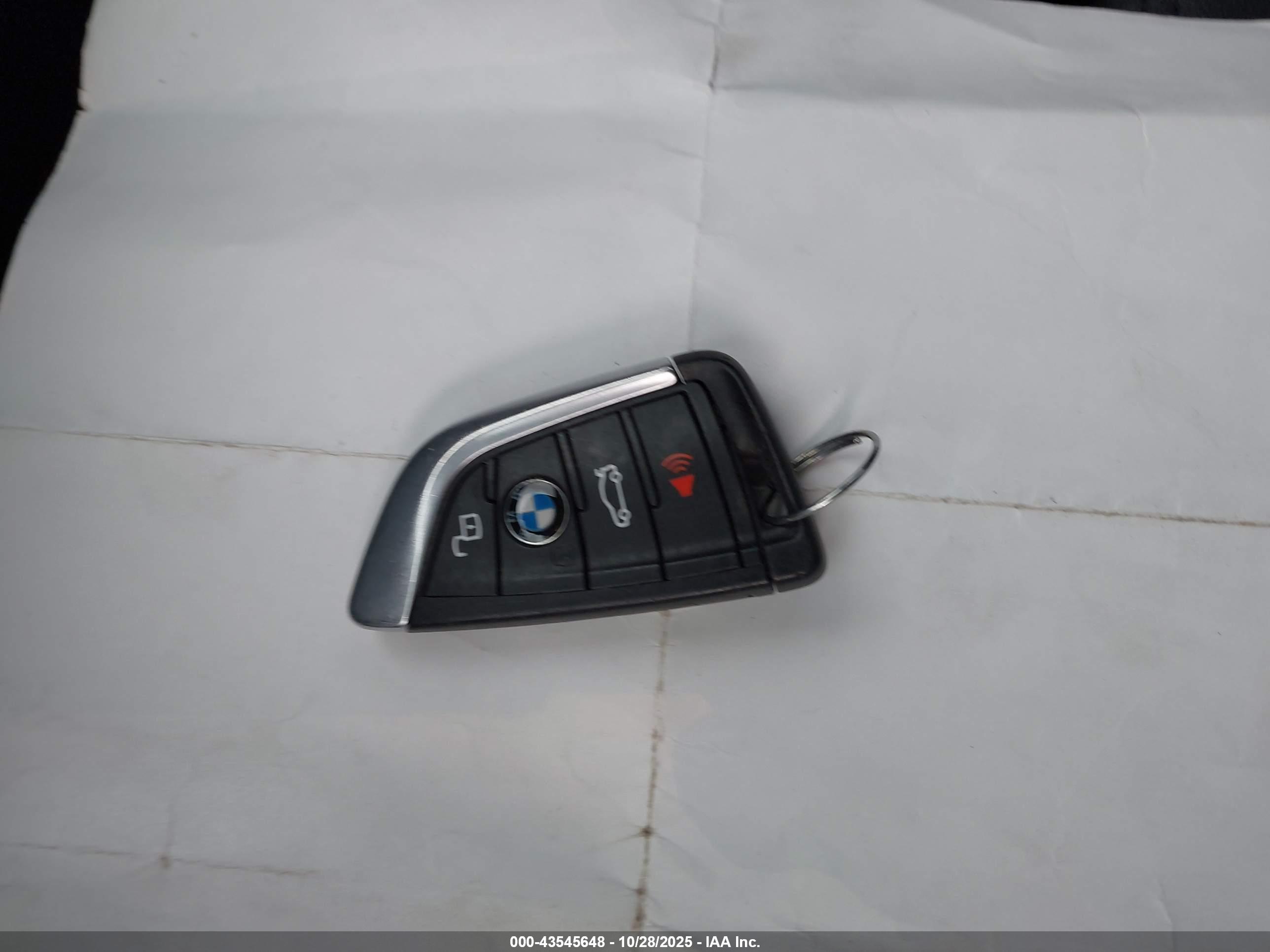 BMW 3 image 11