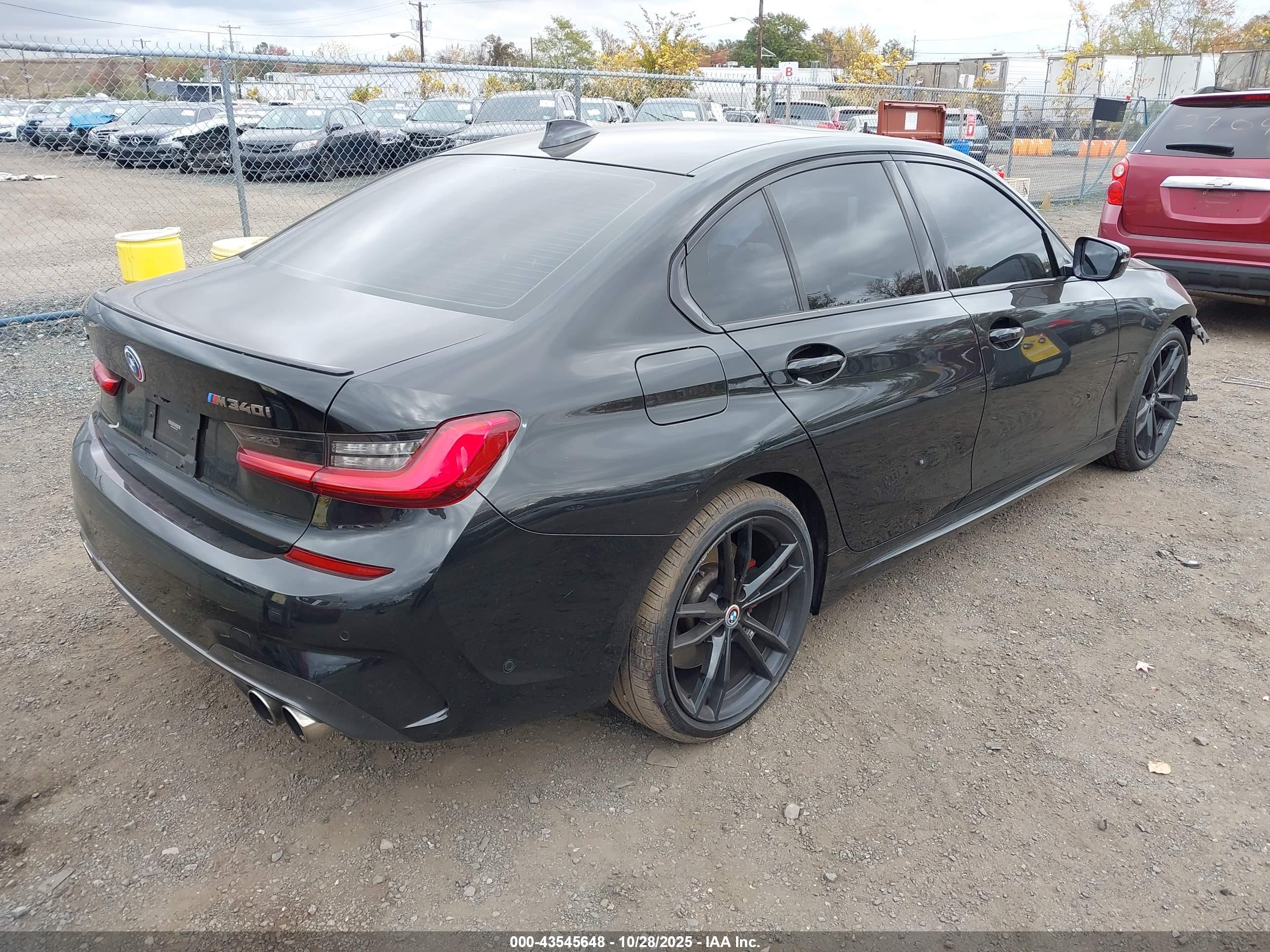 BMW 3 image 4