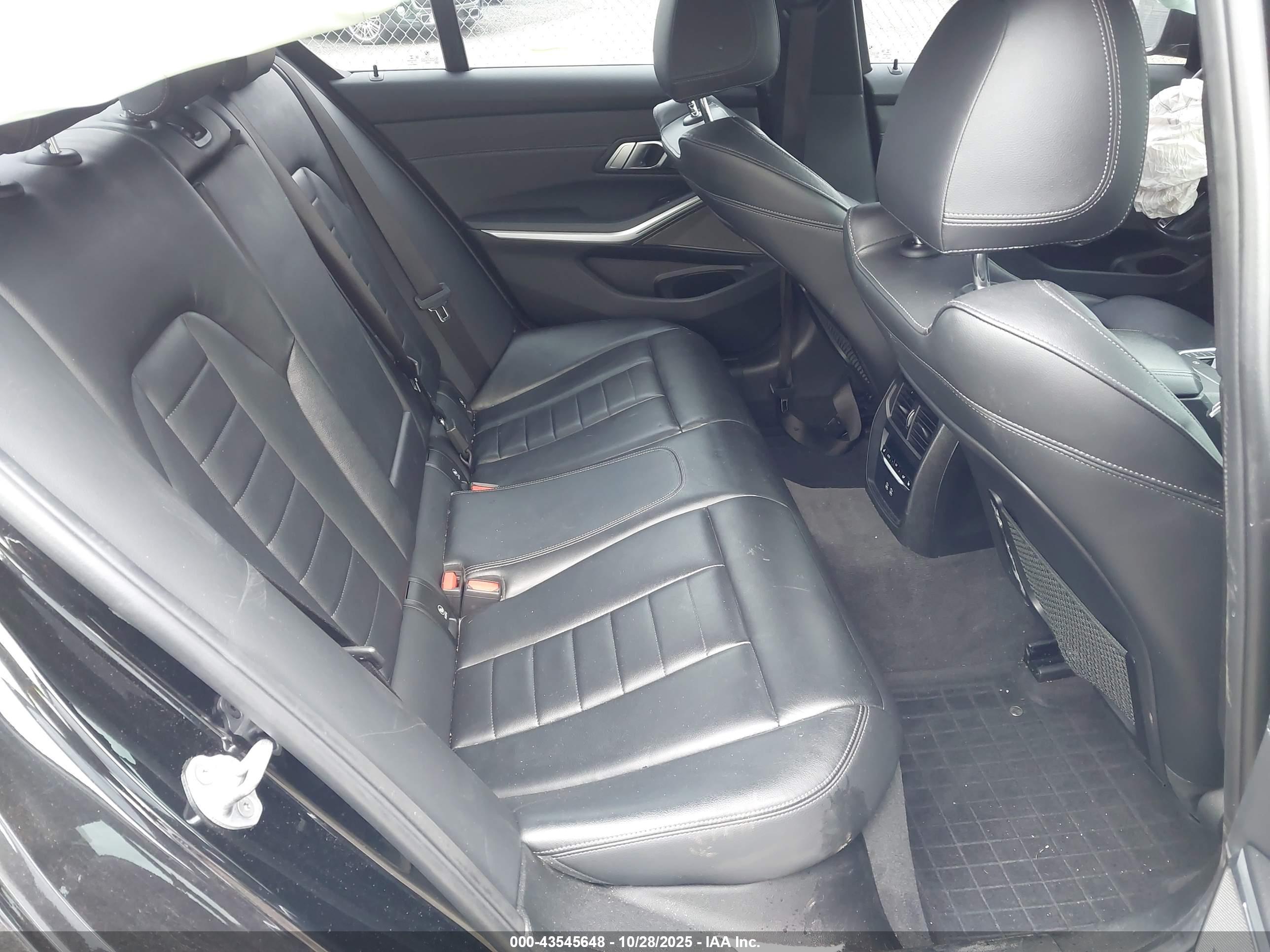 BMW 3 image 8