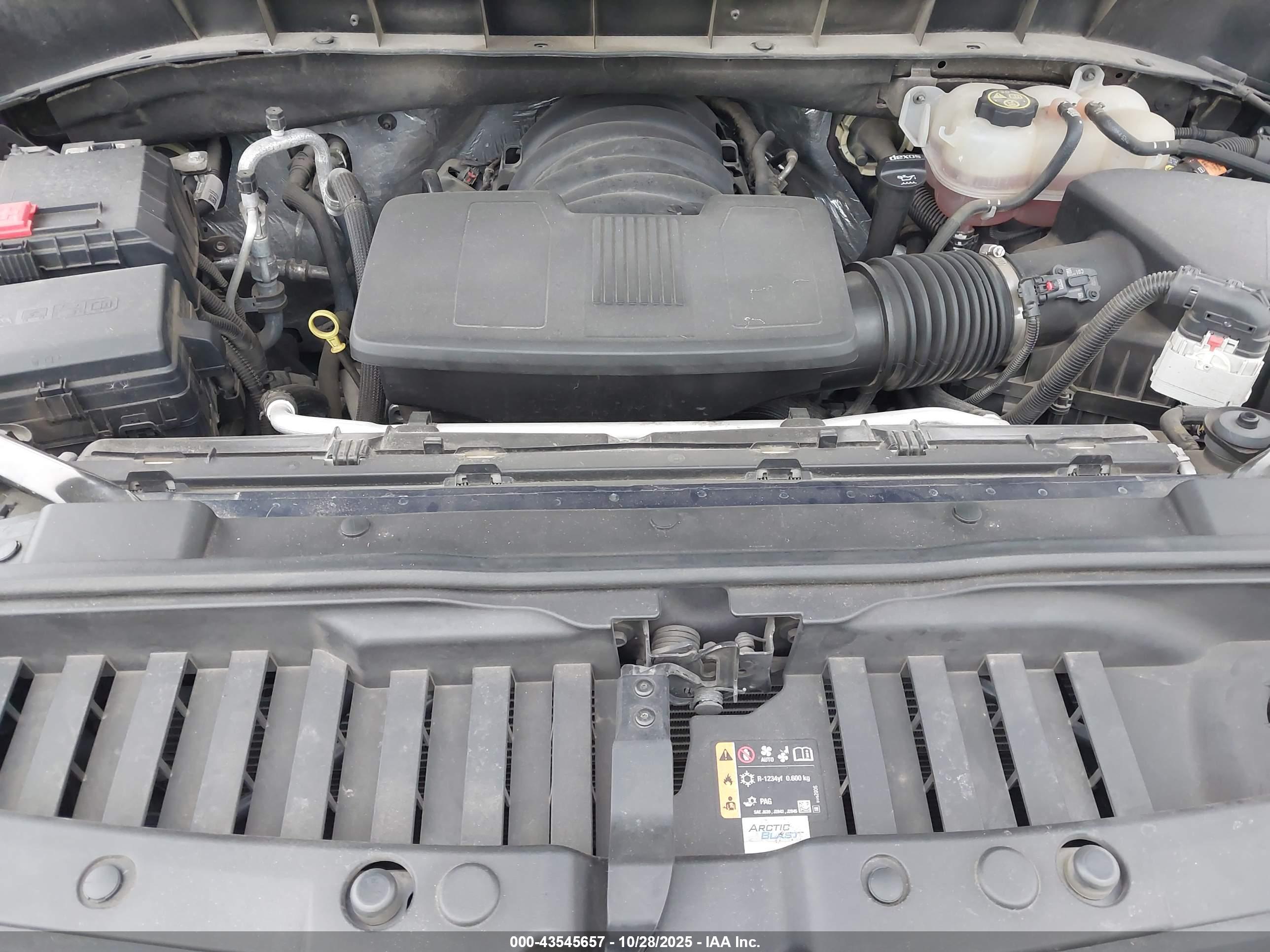CHEVROLET SILVERADO image 10
