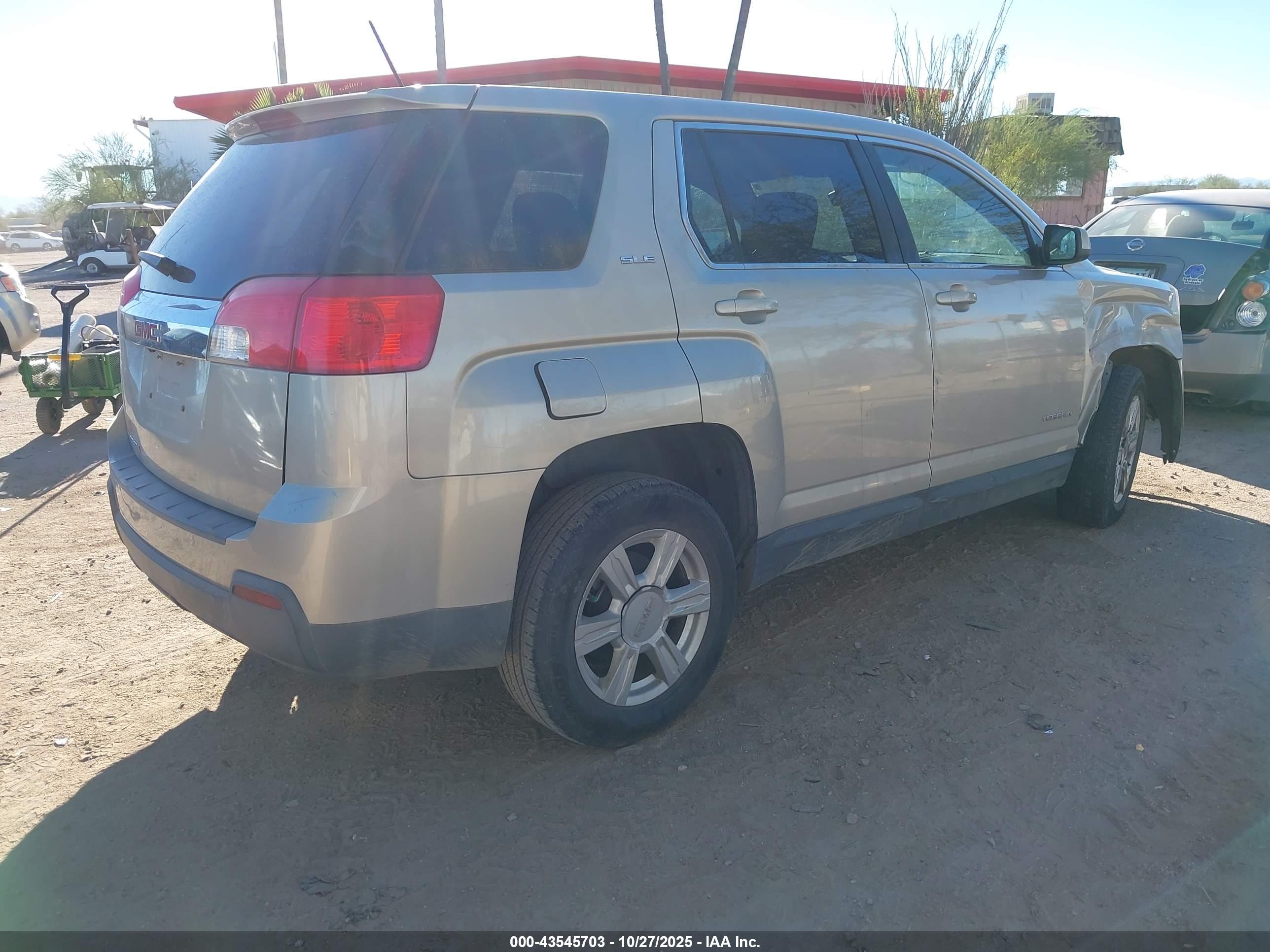 GMC TERRAIN image 4