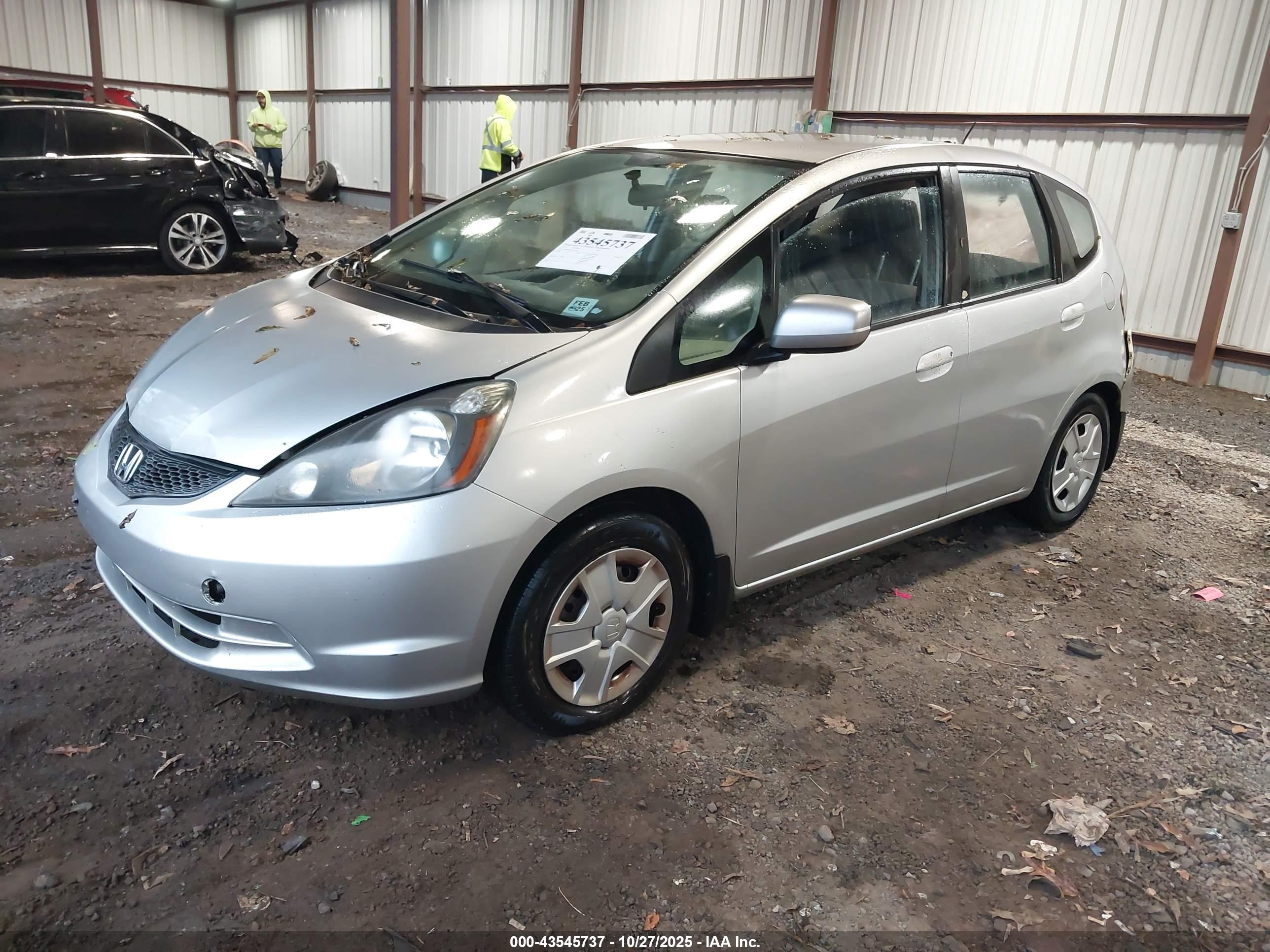 HONDA FIT image 2