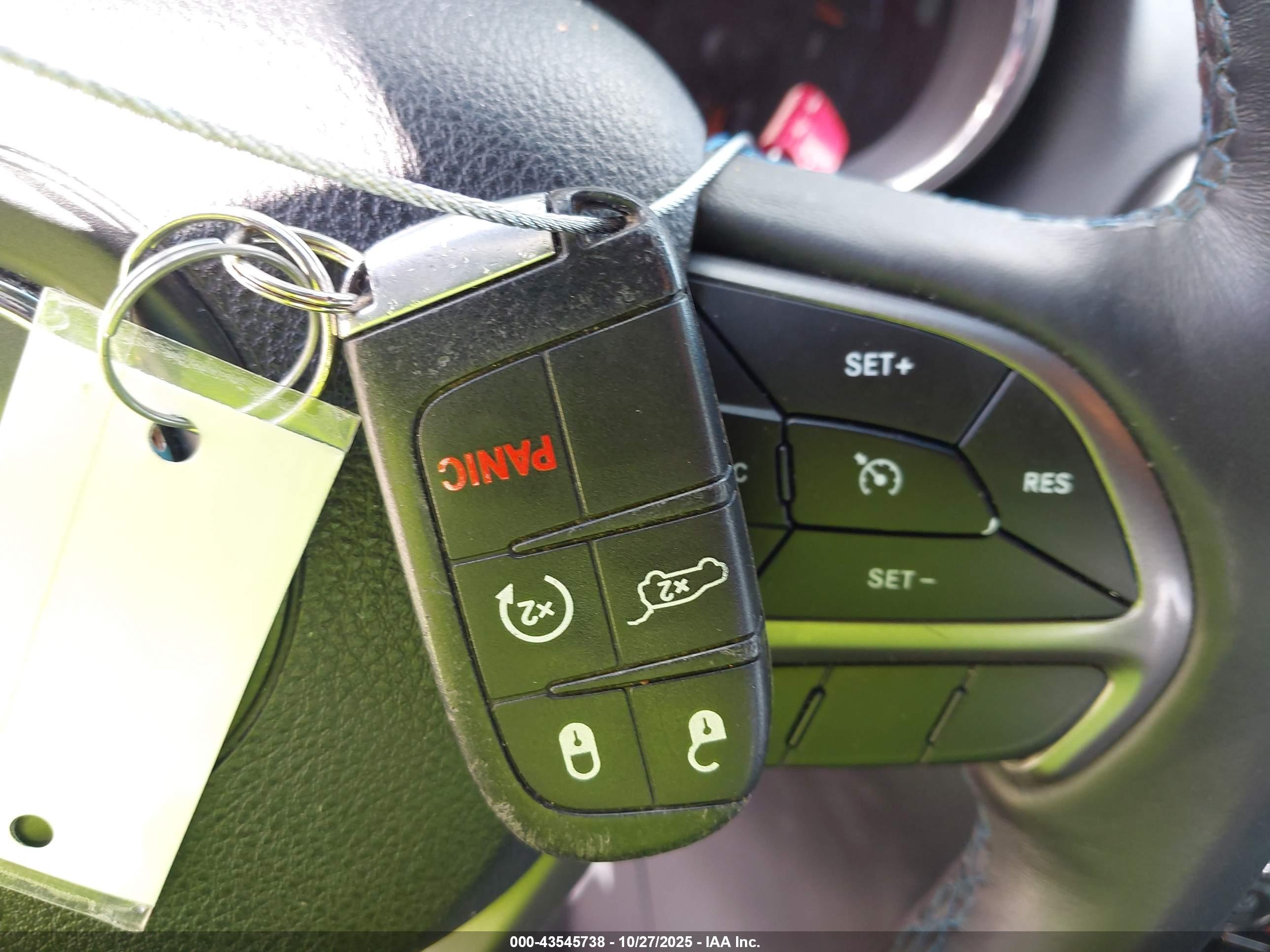 JEEP GRAND image 11