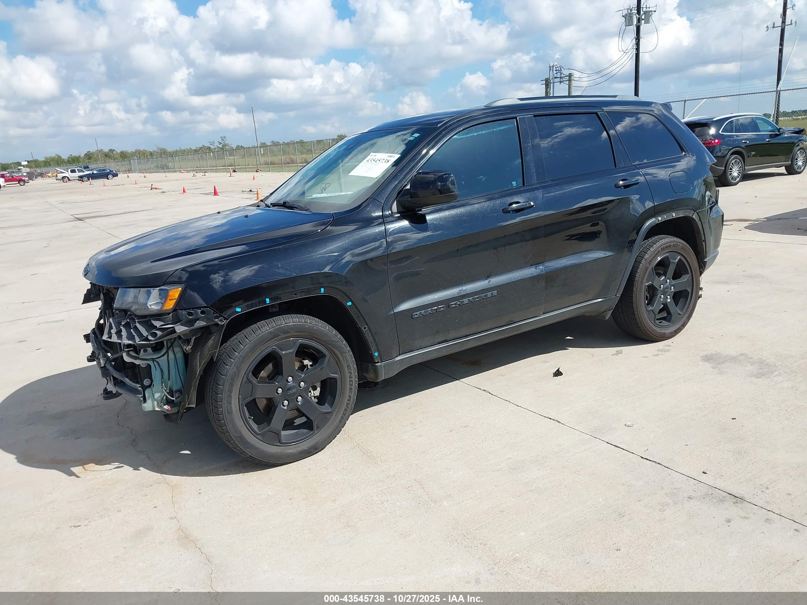 JEEP GRAND image 2
