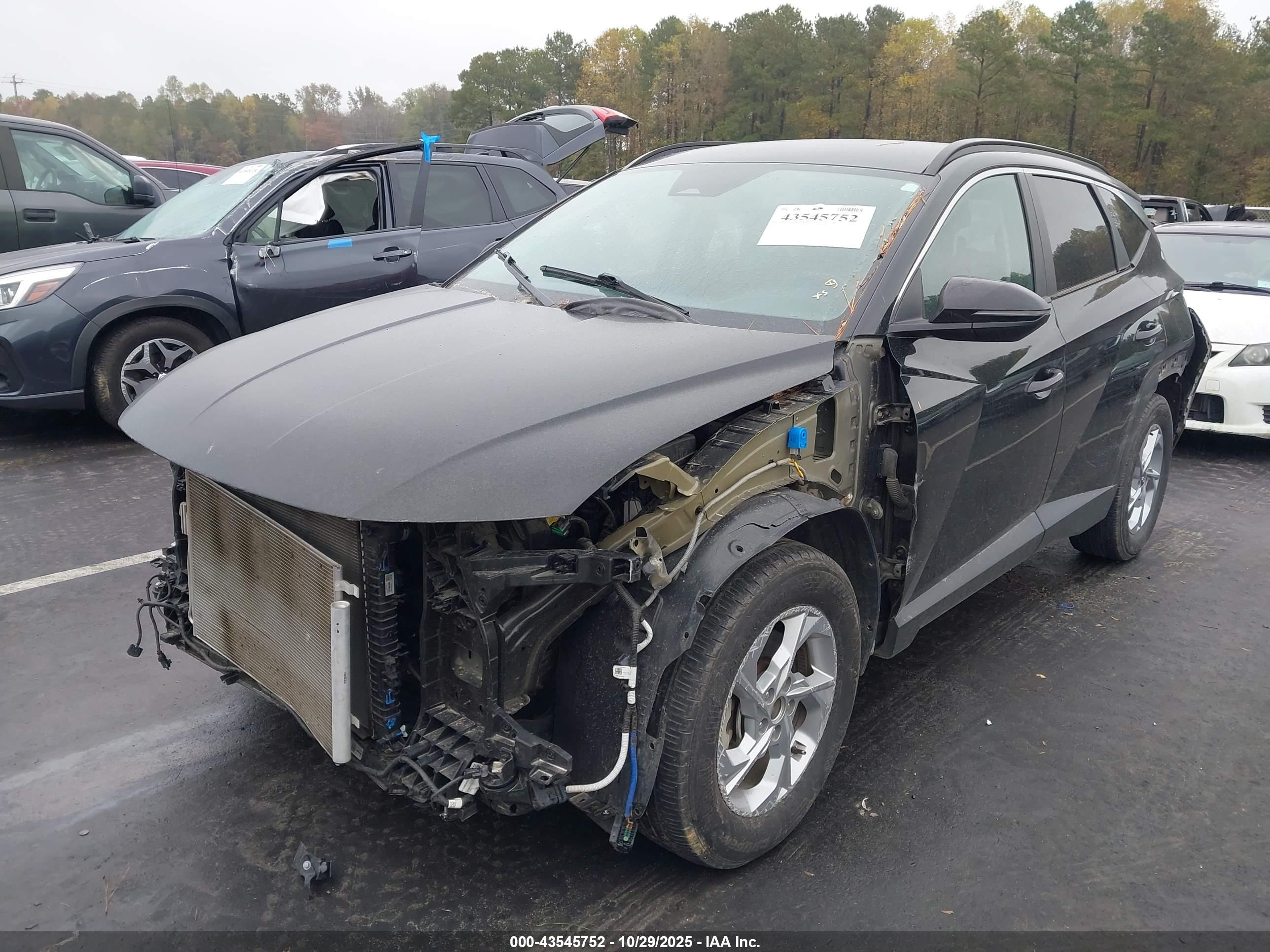 HYUNDAI TUCSON image 2