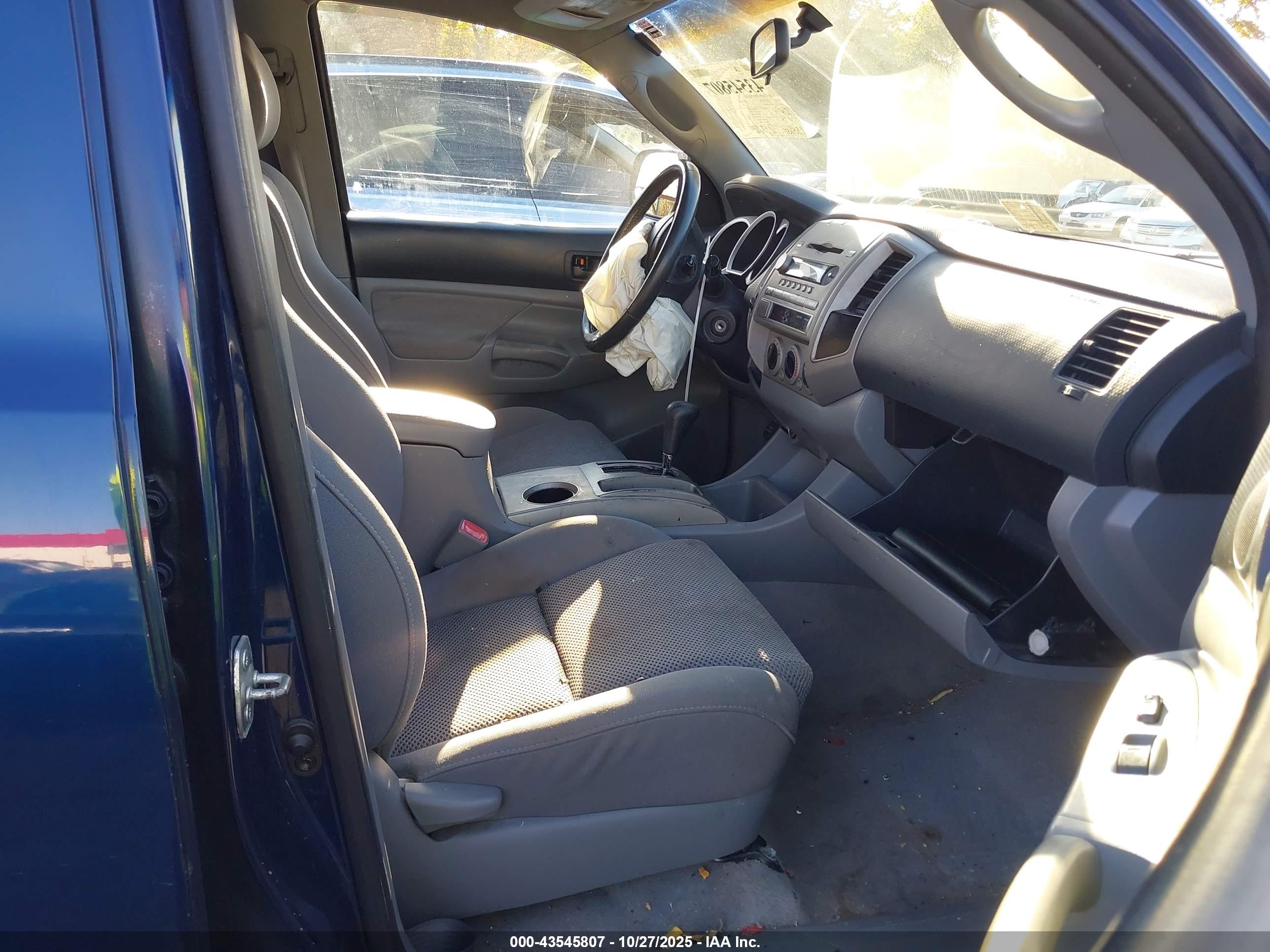 TOYOTA TACOMA image 5