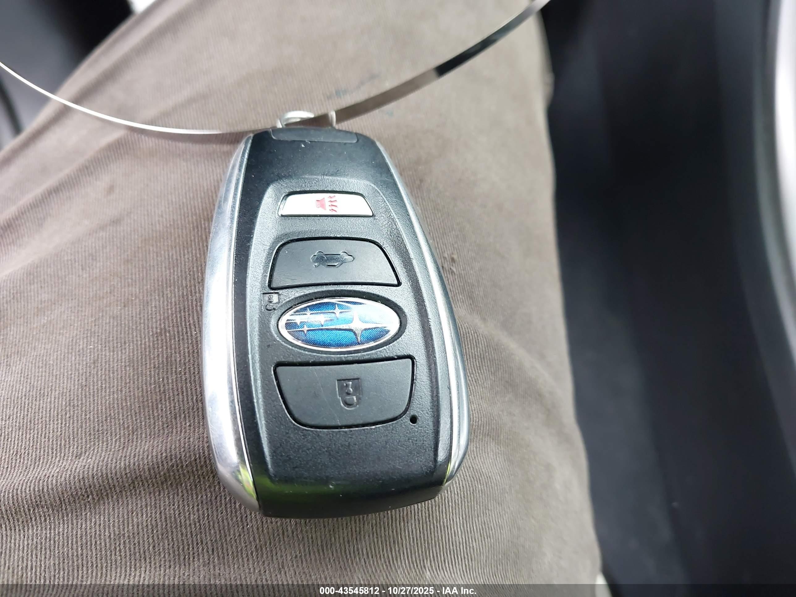 SUBARU ASCENT image 11