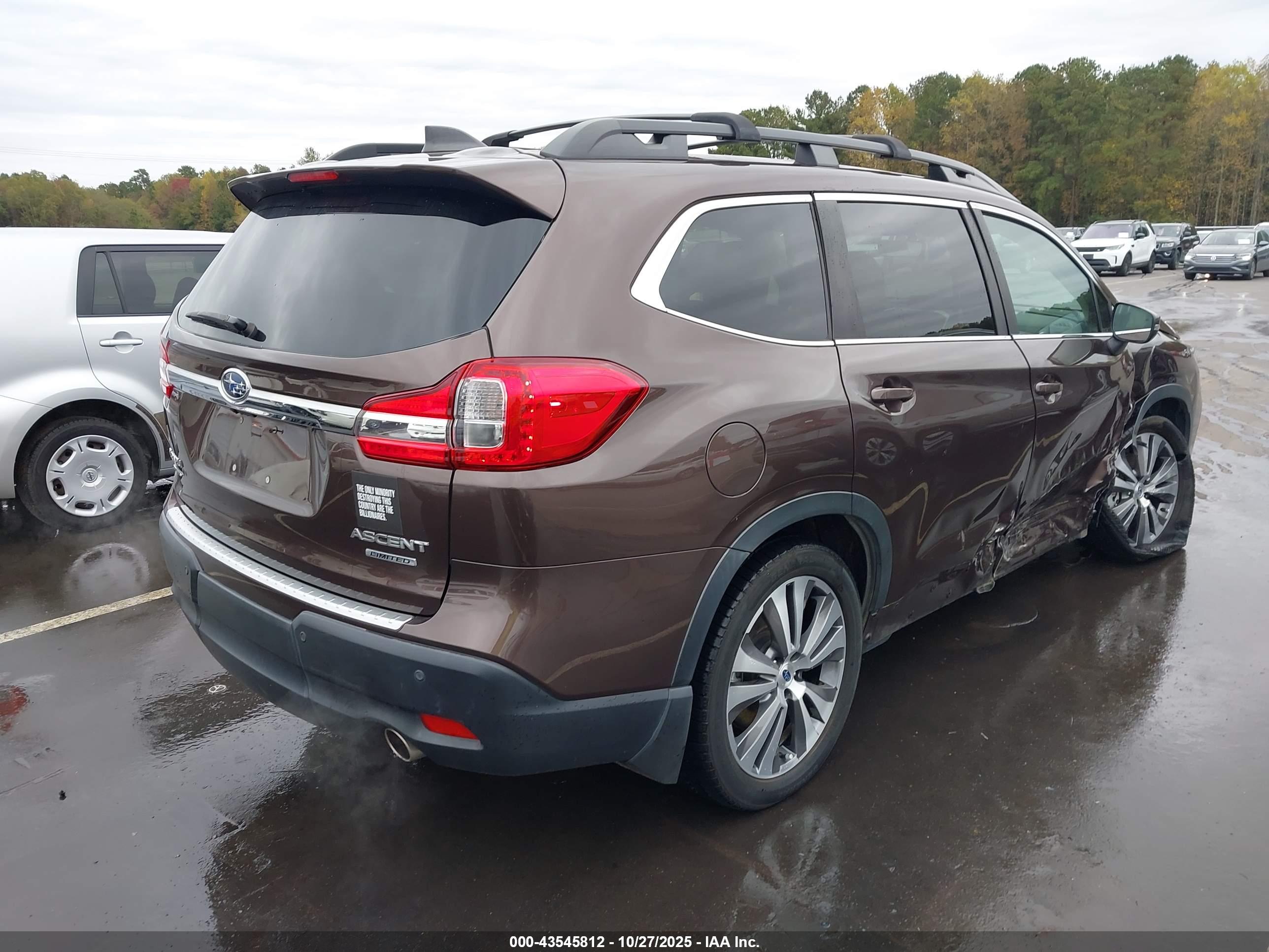 SUBARU ASCENT image 4