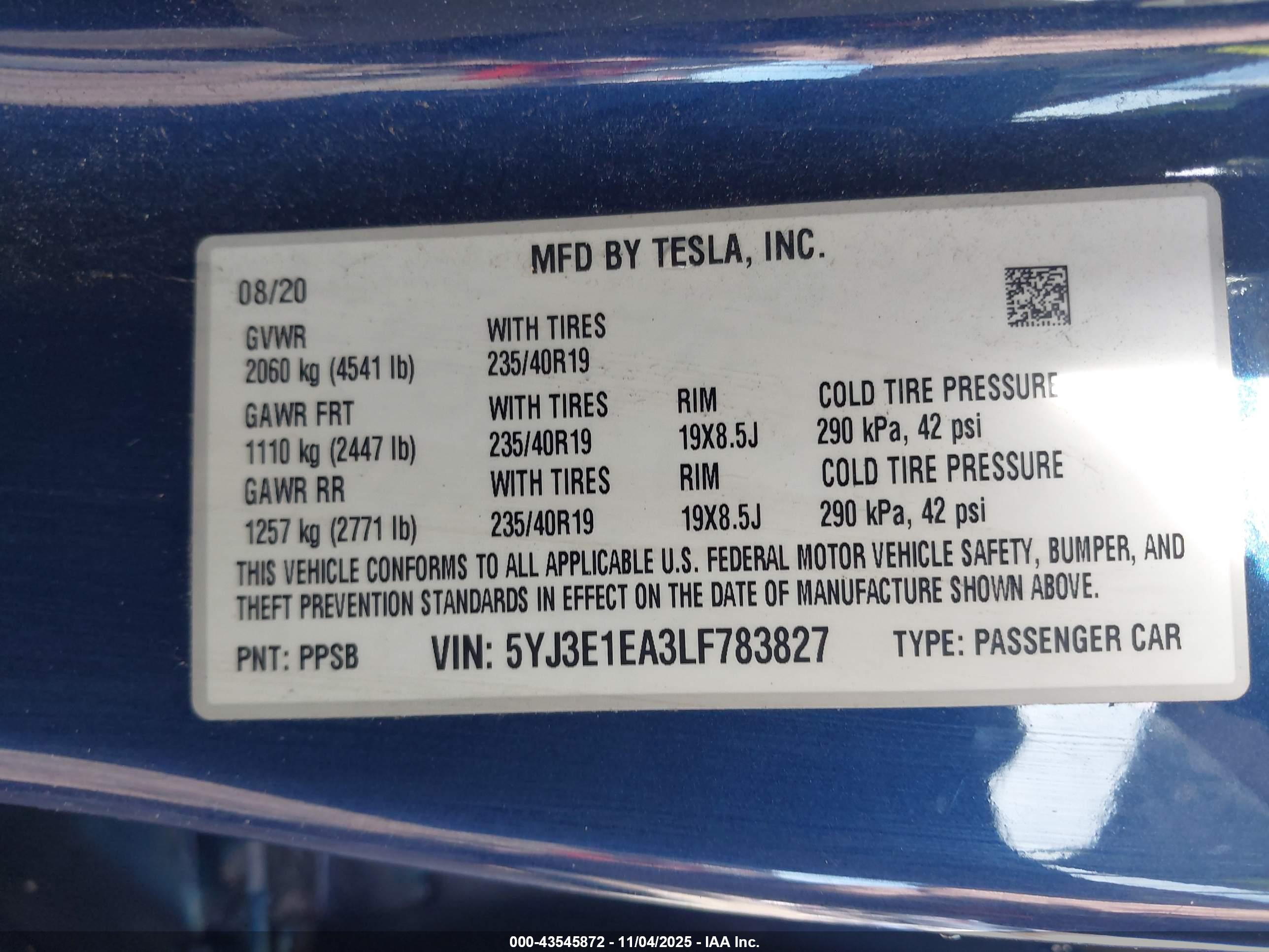 TESLA MODEL image 9
