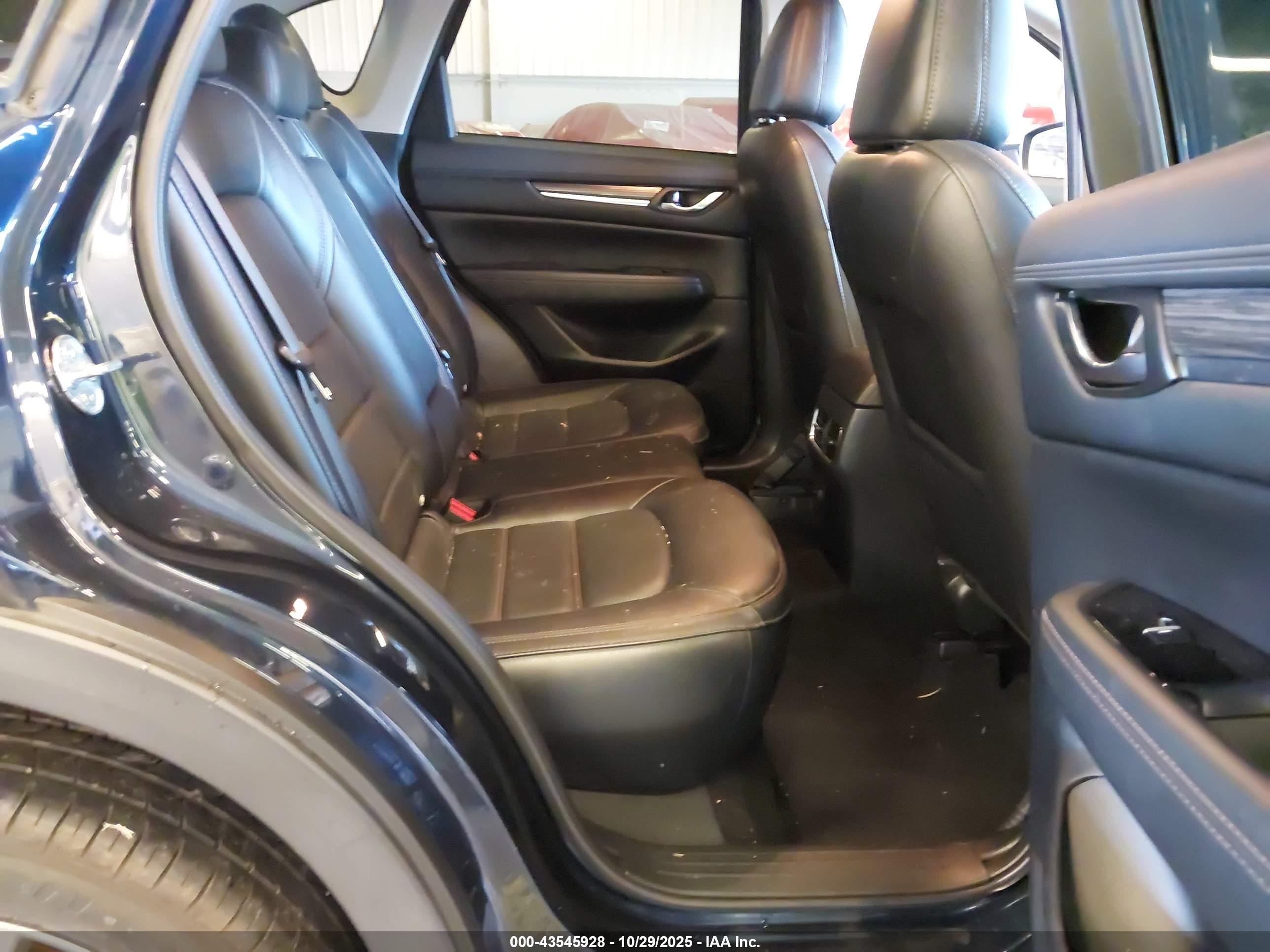MAZDA CX-5 image 8