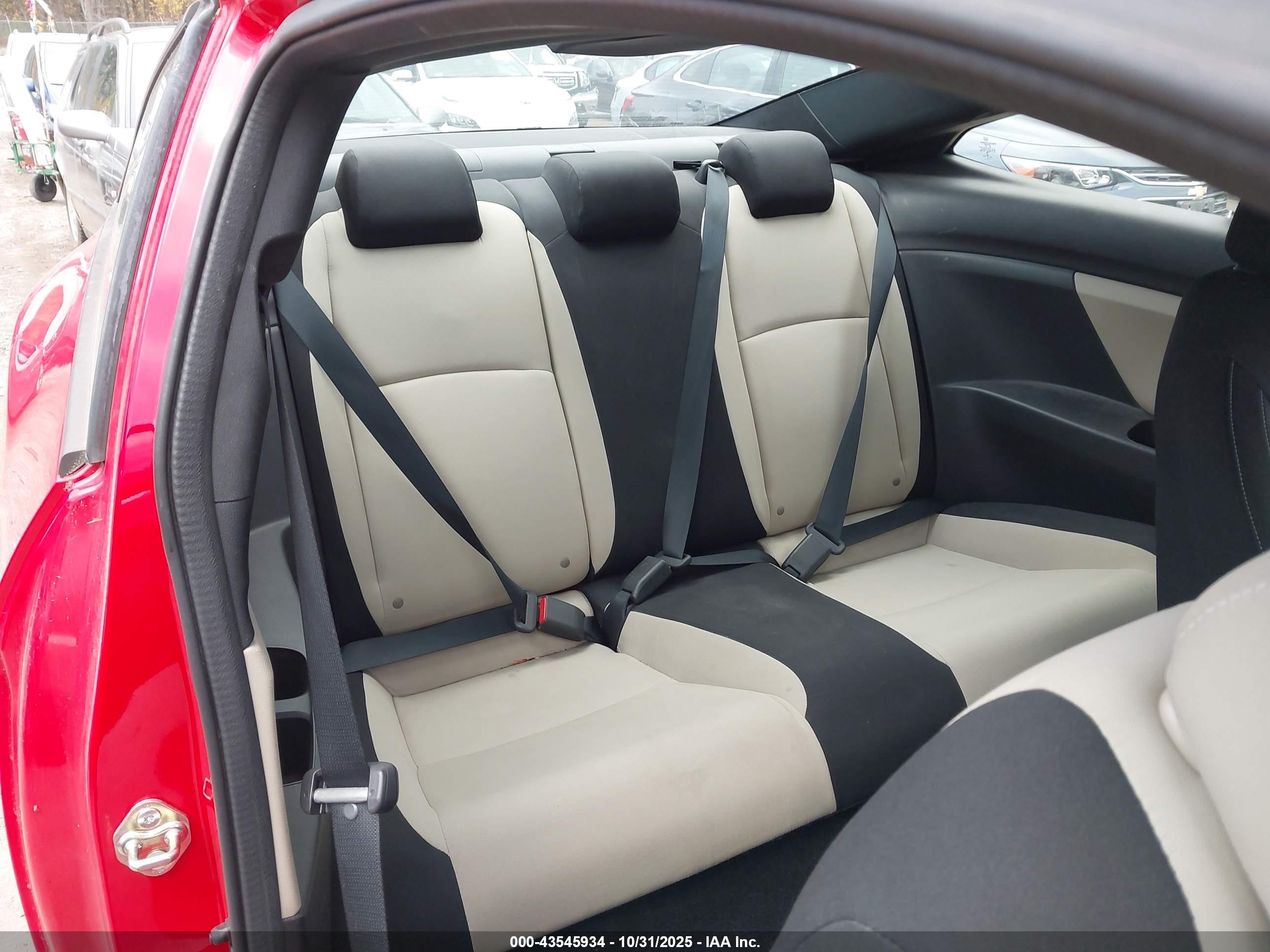 HONDA CIVIC image 8