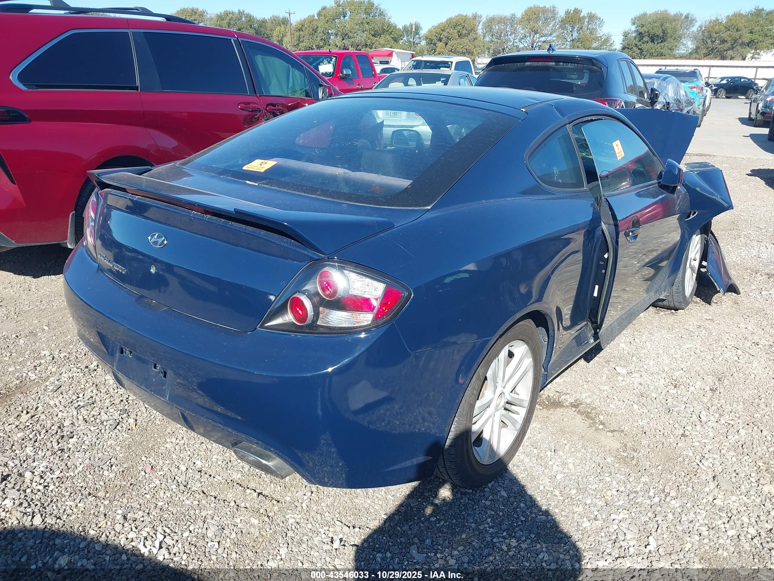 HYUNDAI TIBURON image 4