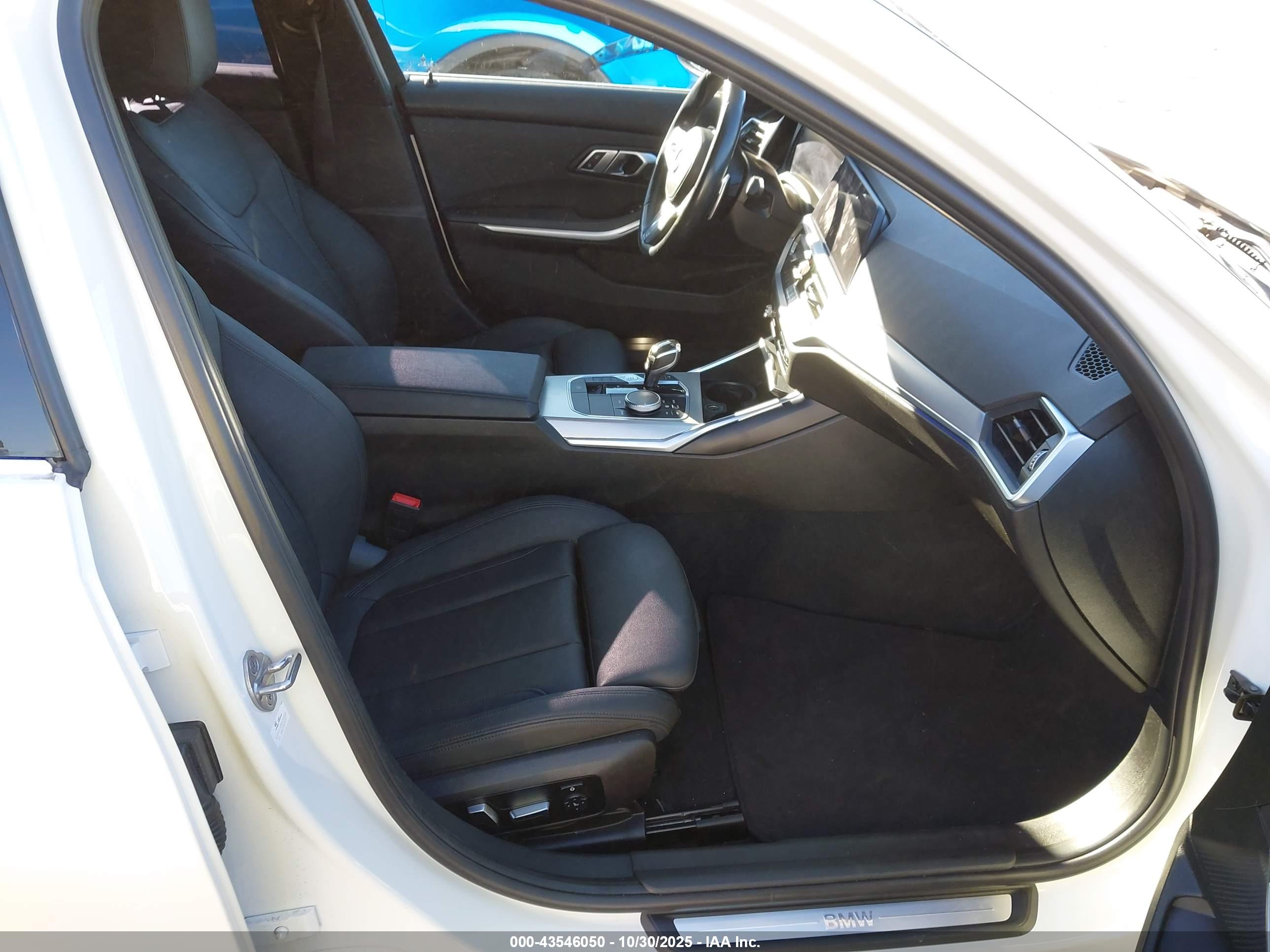 BMW 330I image 5