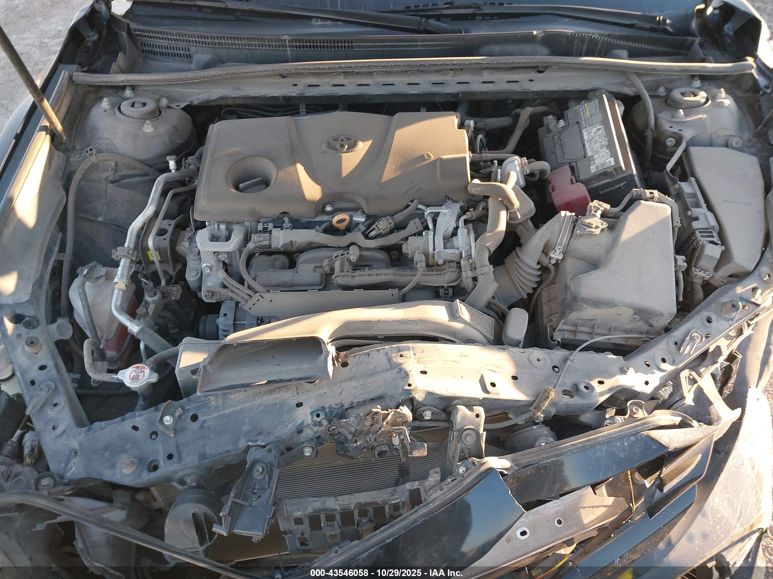TOYOTA CAMRY image 10