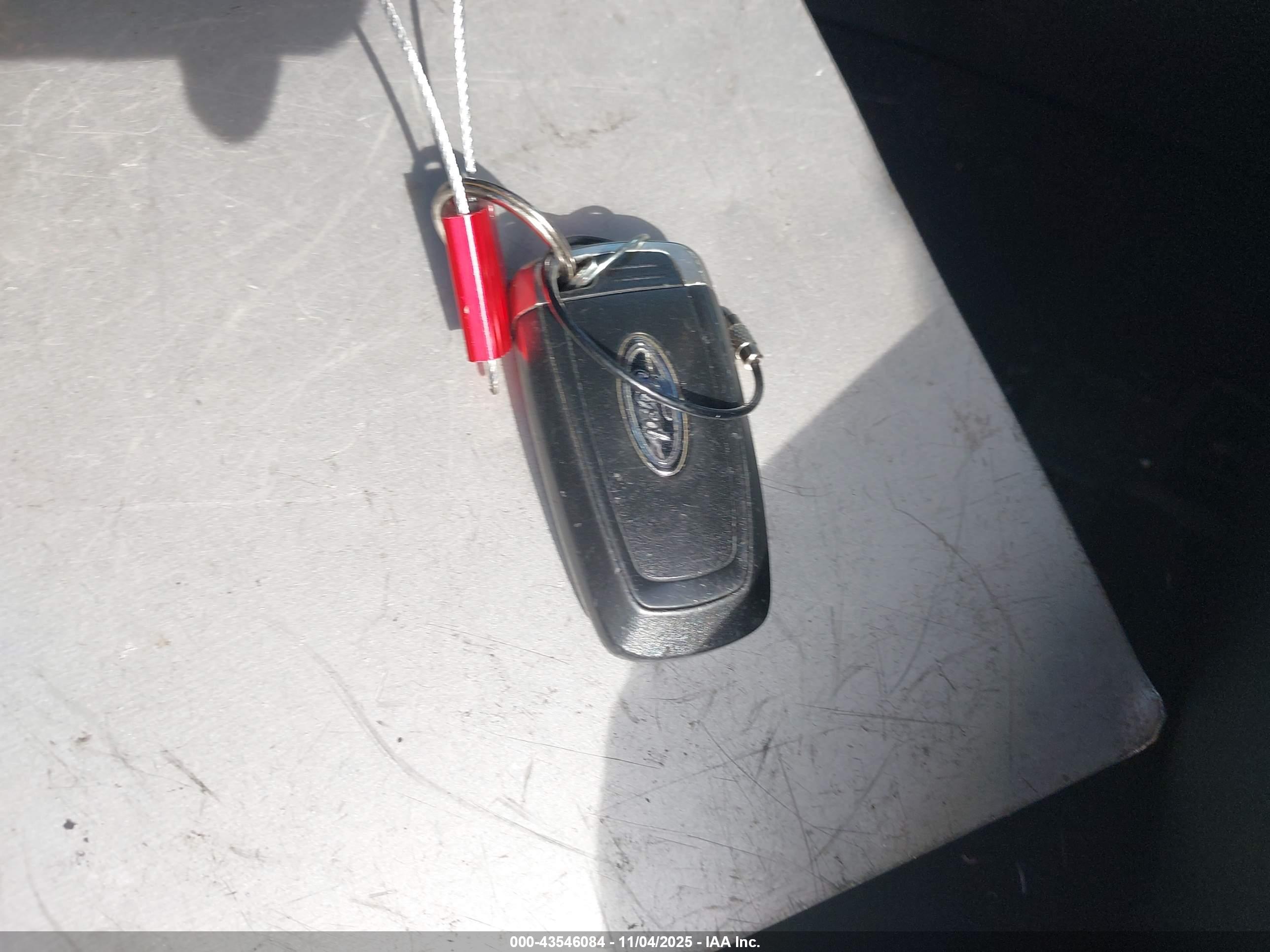 FORD FUSION image 11