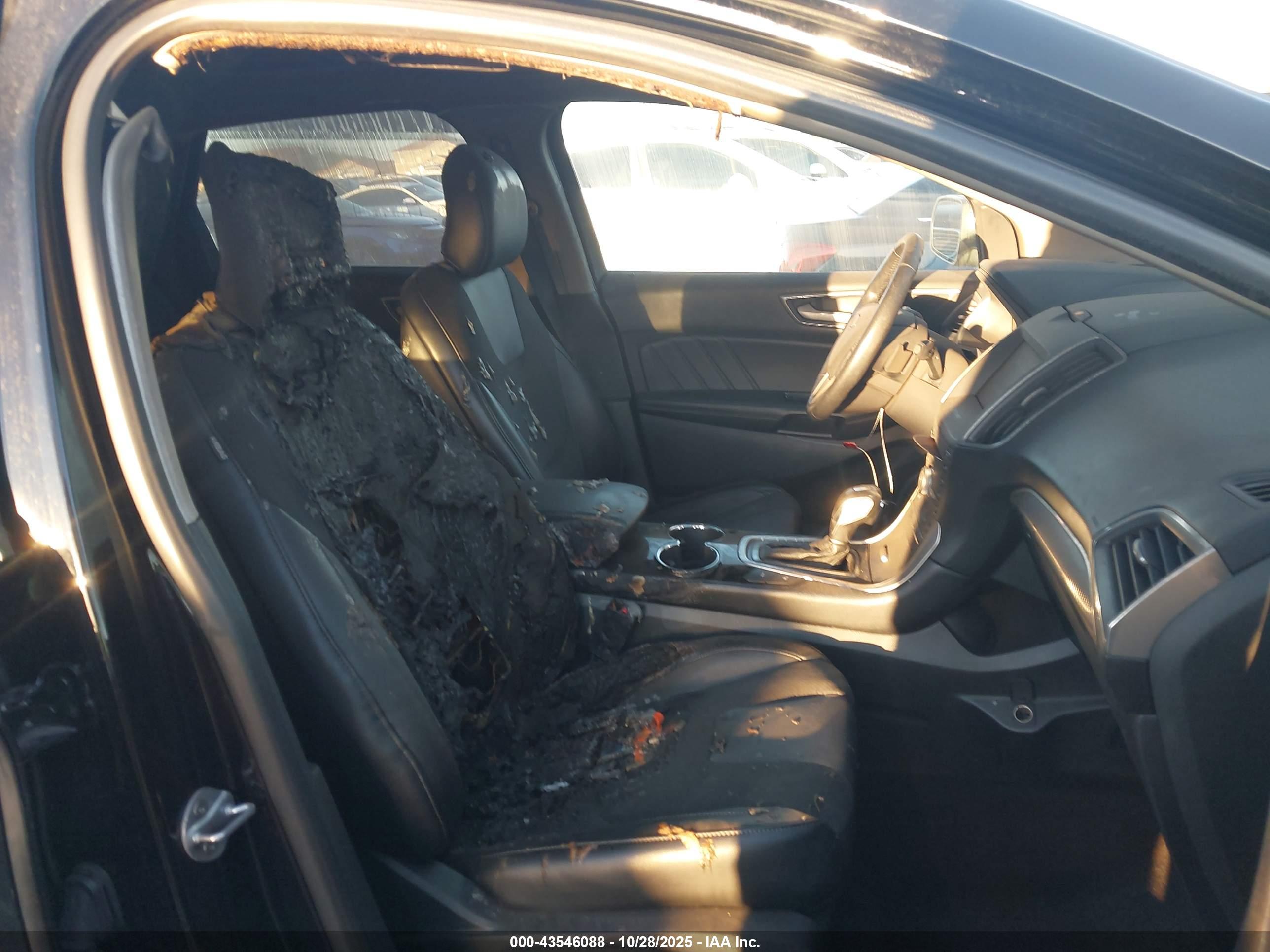 FORD EDGE image 6