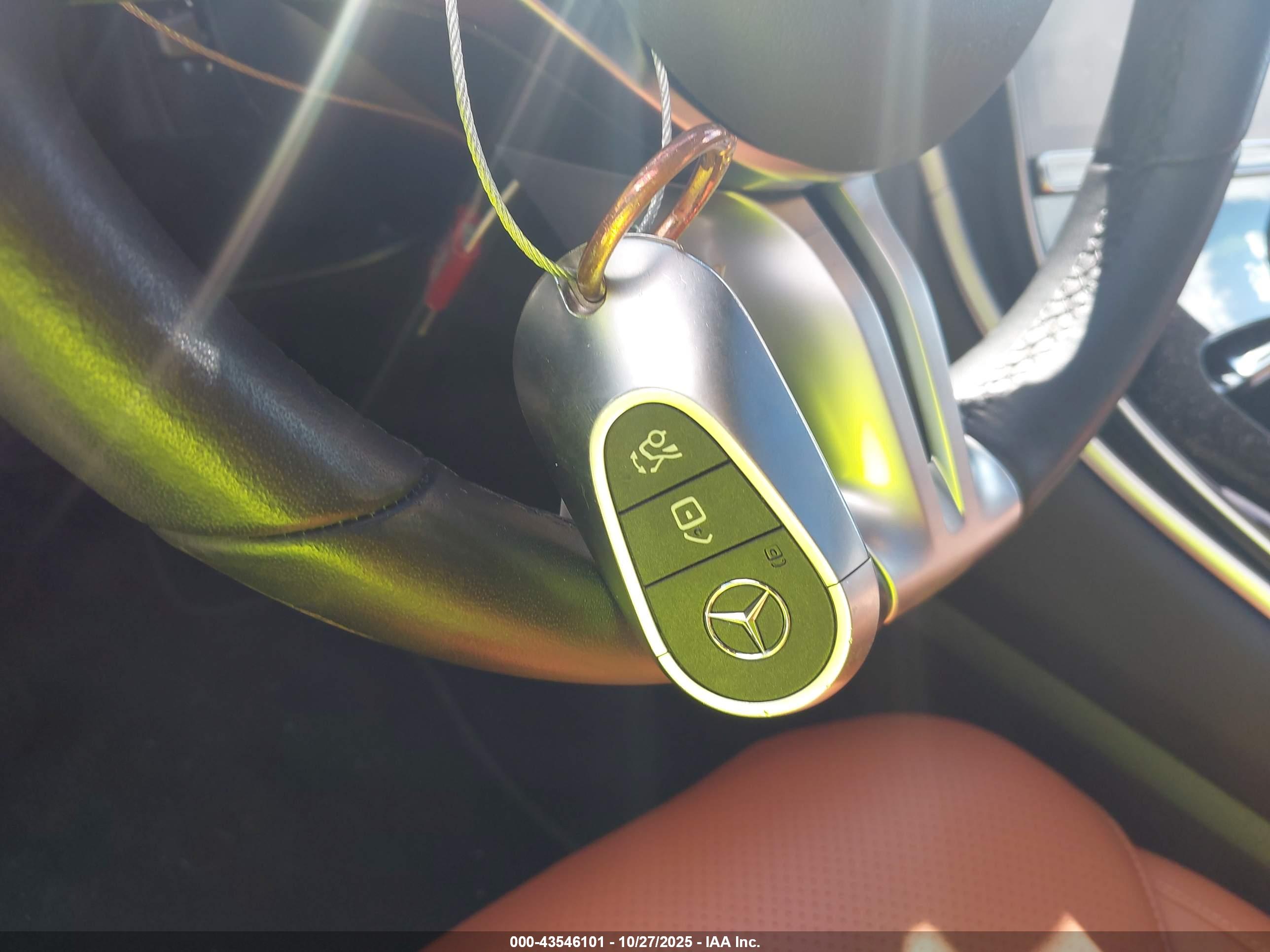 MERCEDES-BENZ GLC image 11