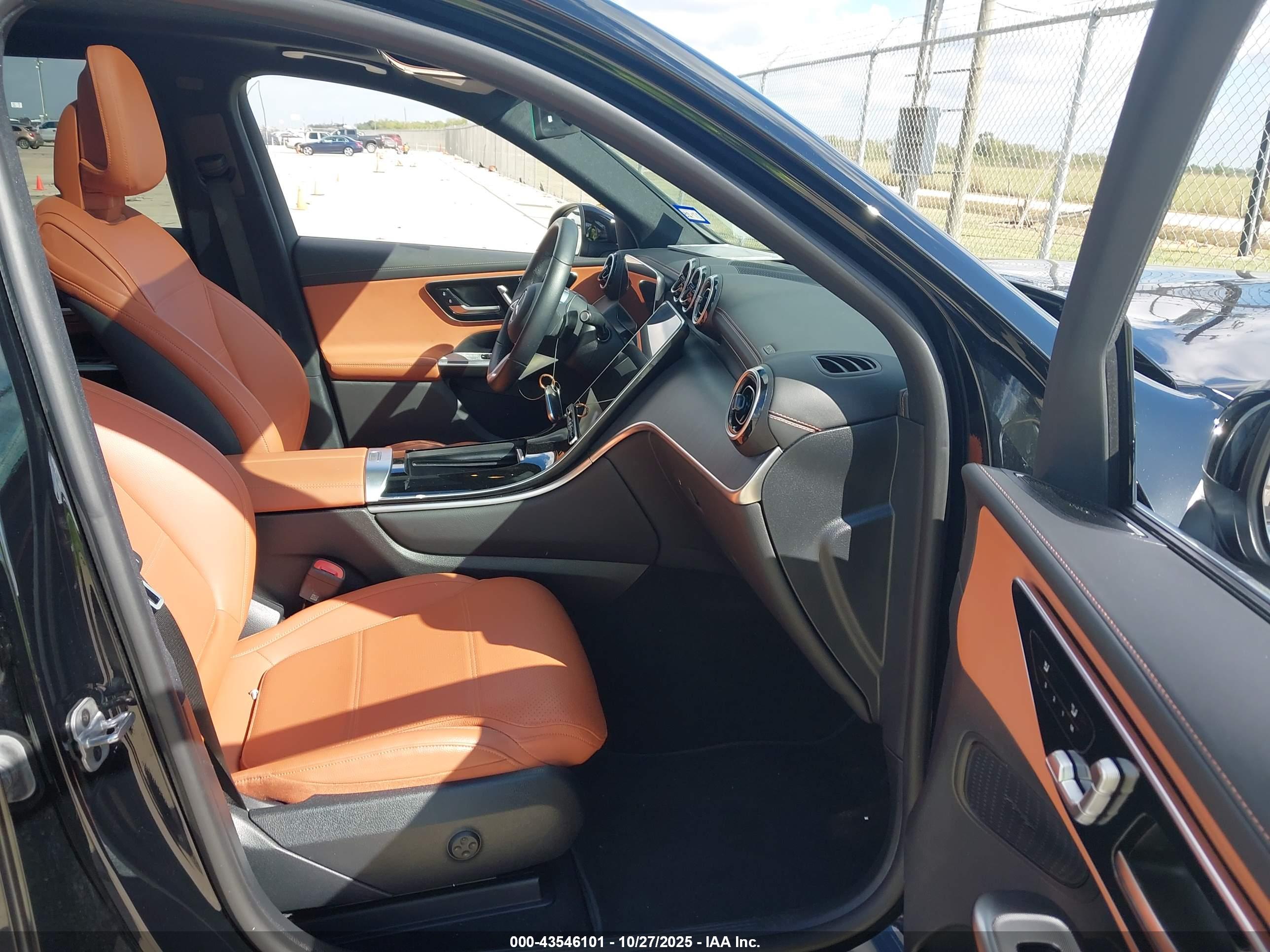 MERCEDES-BENZ GLC image 5