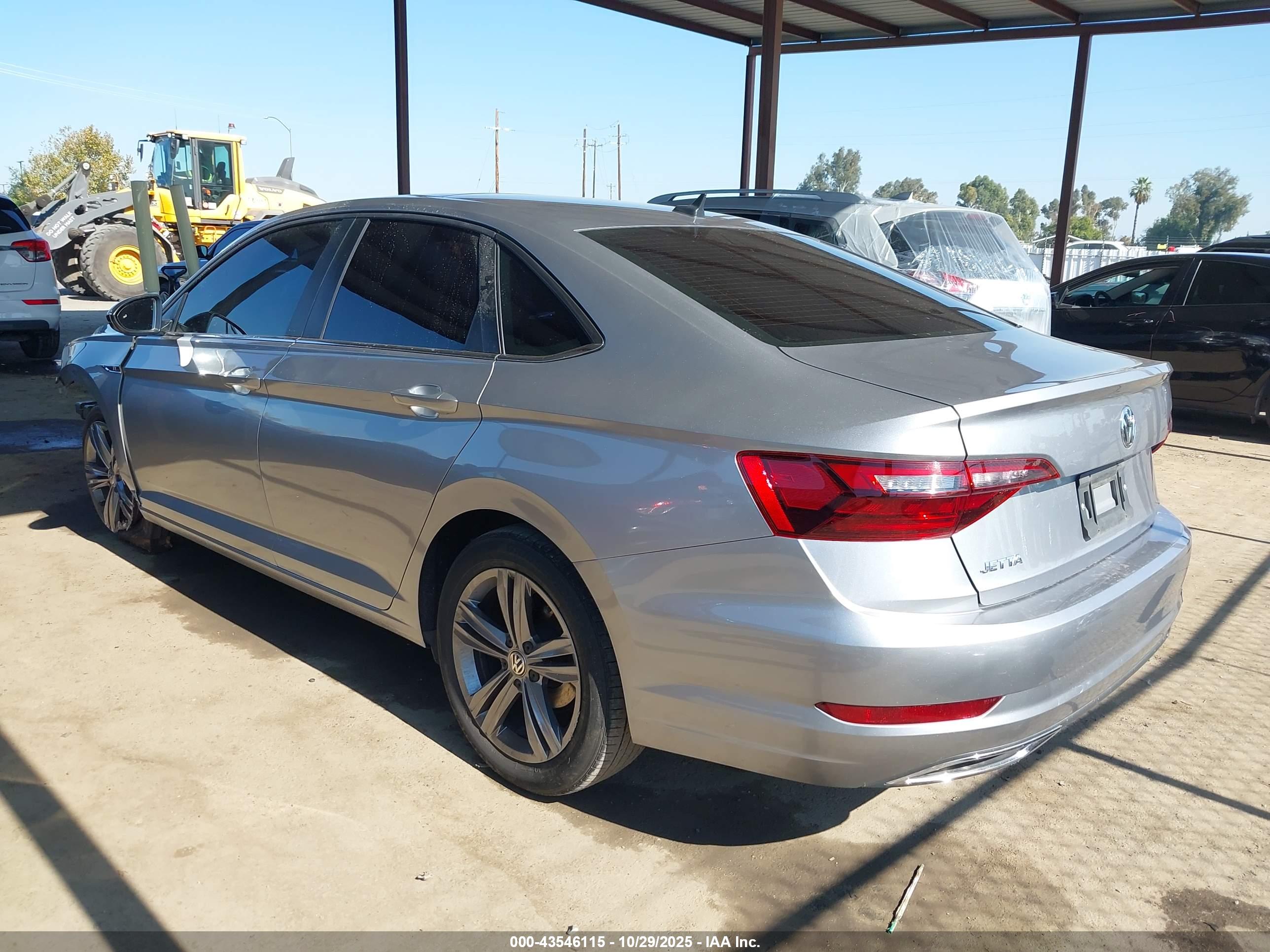 VOLKSWAGEN JETTA image 3