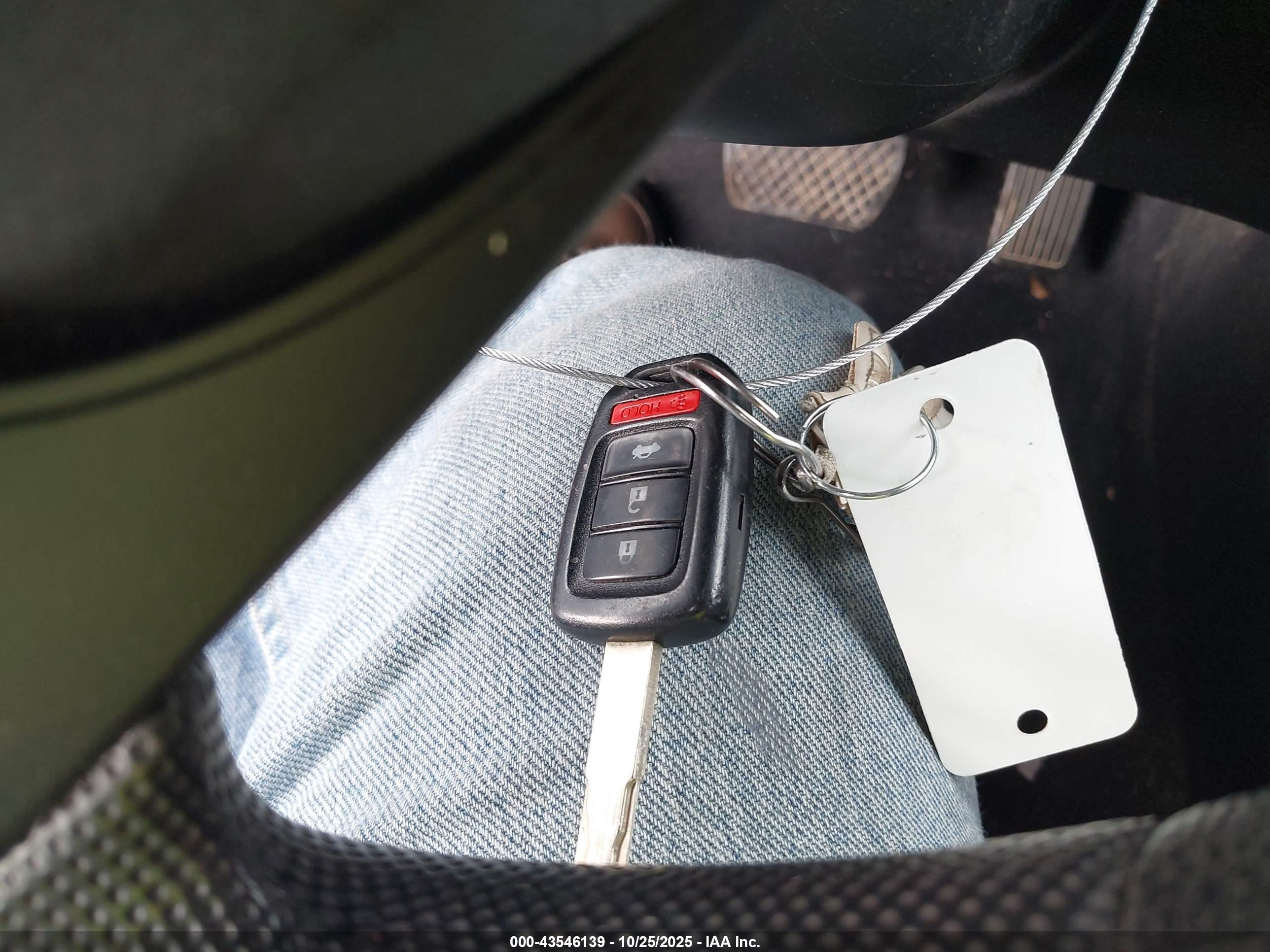 HONDA CIVIC image 11