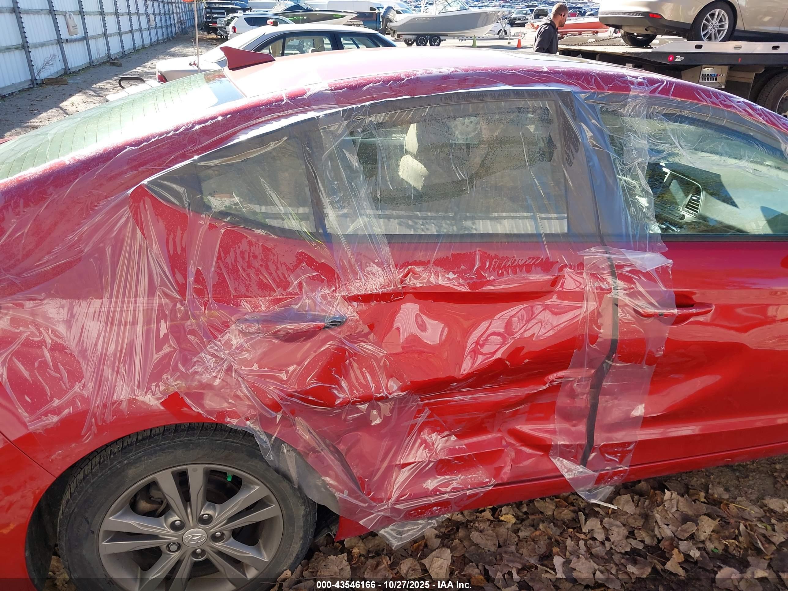 HYUNDAI ELANTRA image 6