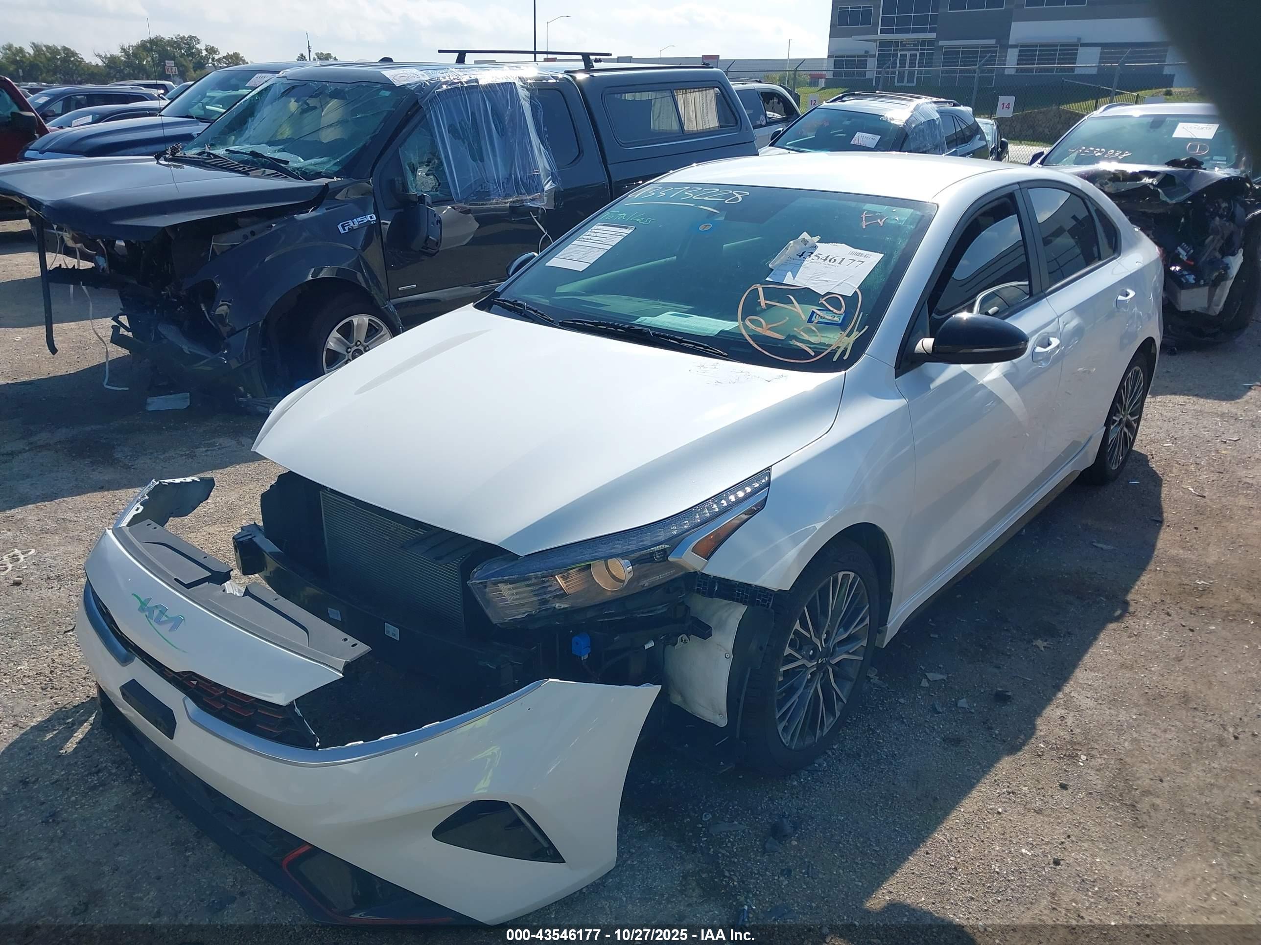 KIA FORTE image 2