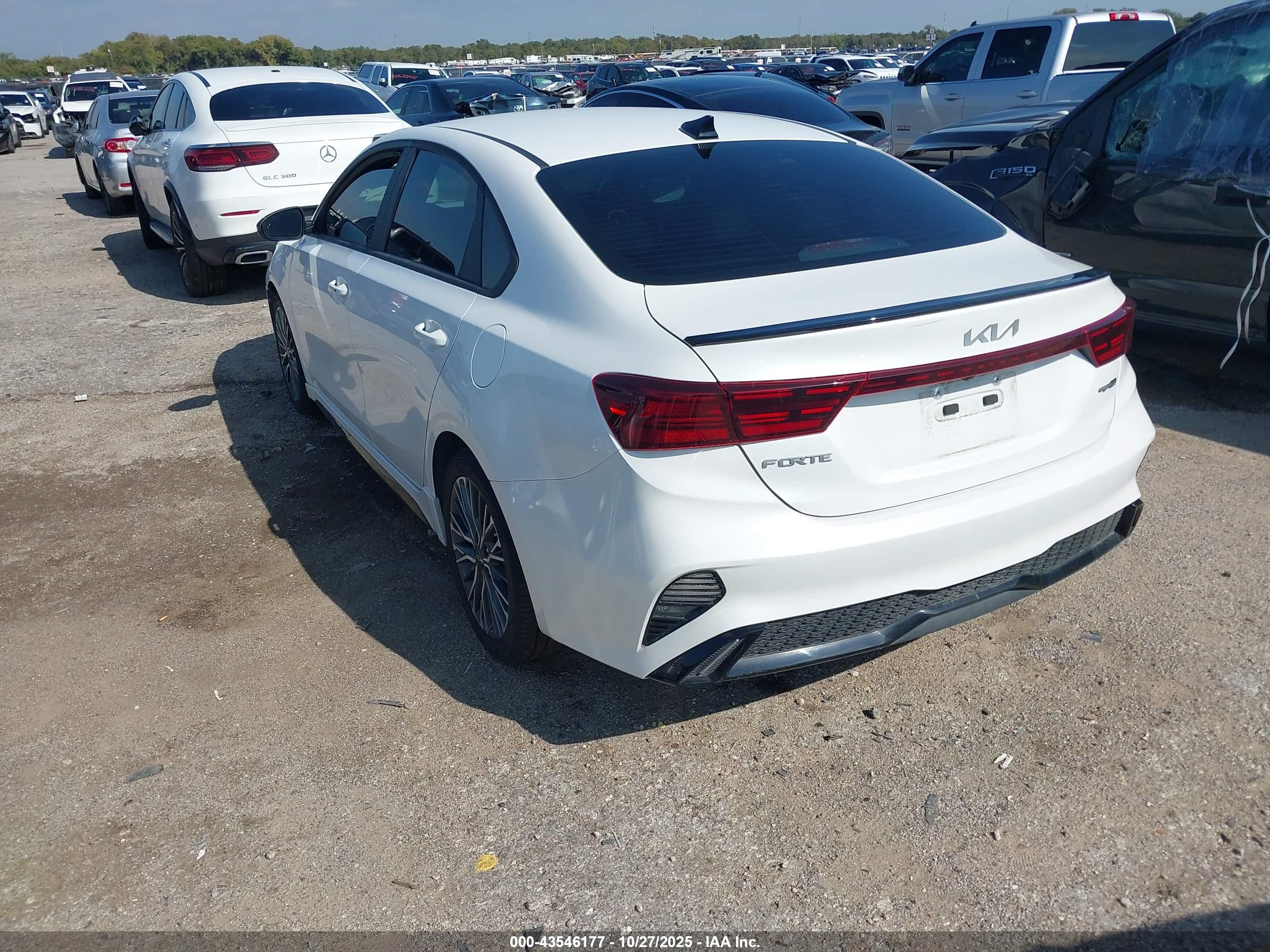 KIA FORTE image 3