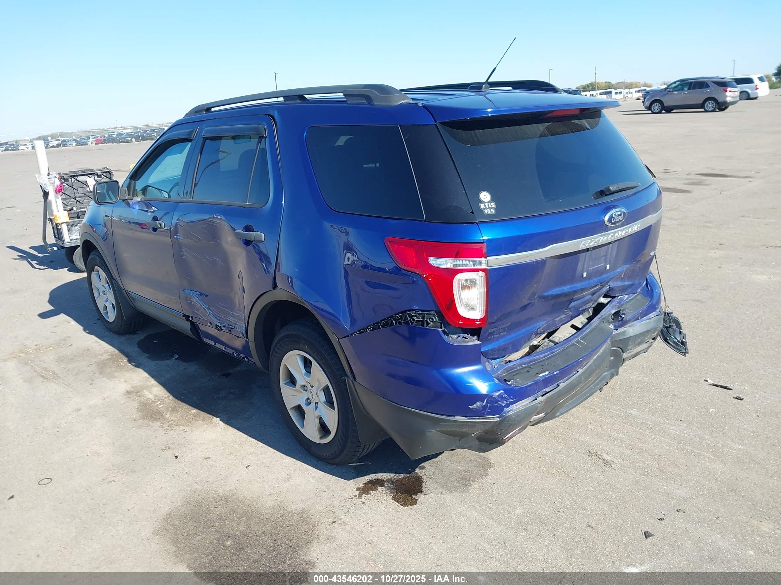 FORD EXPLORER image 3