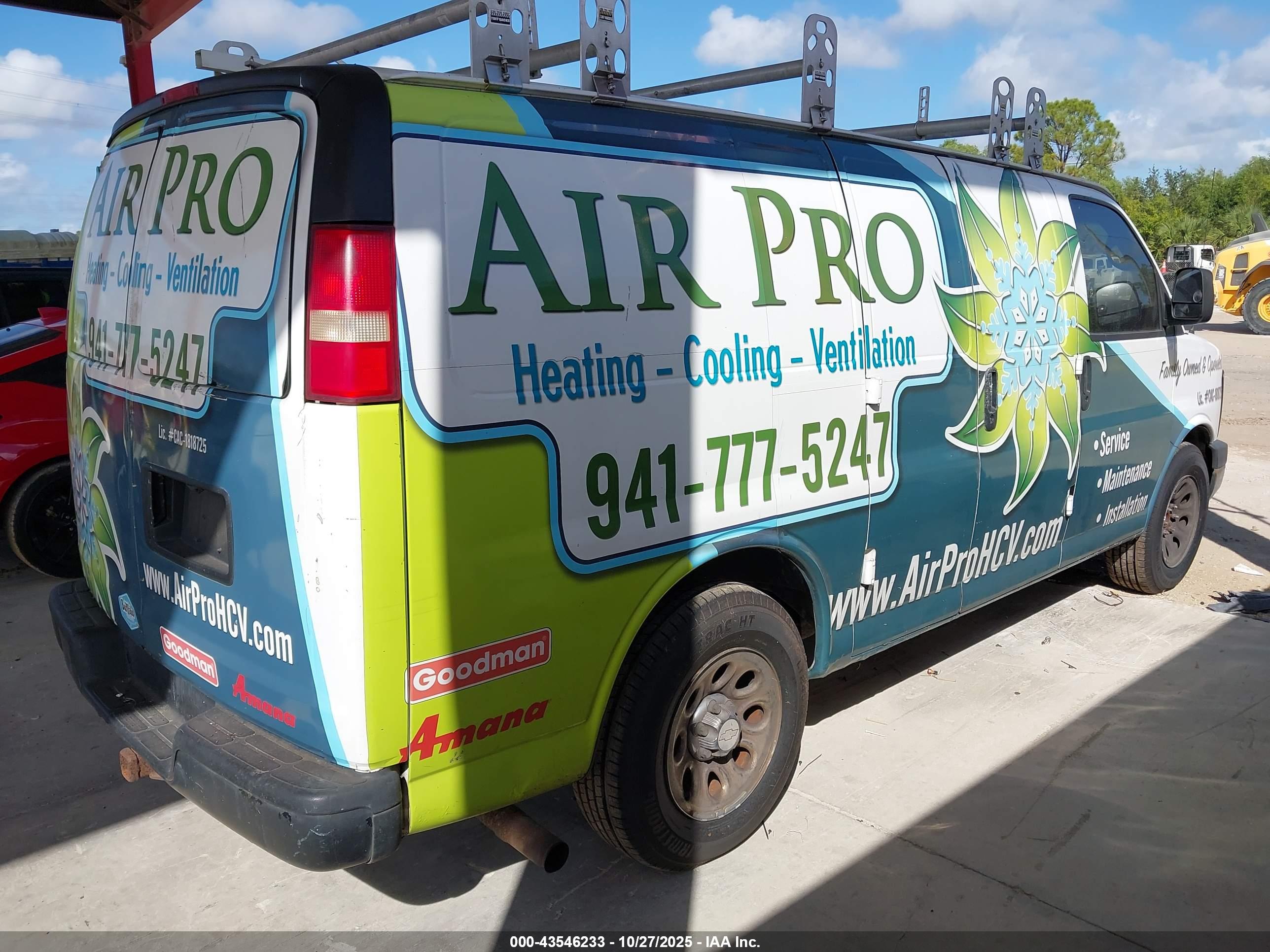 CHEVROLET EXPRESS image 4