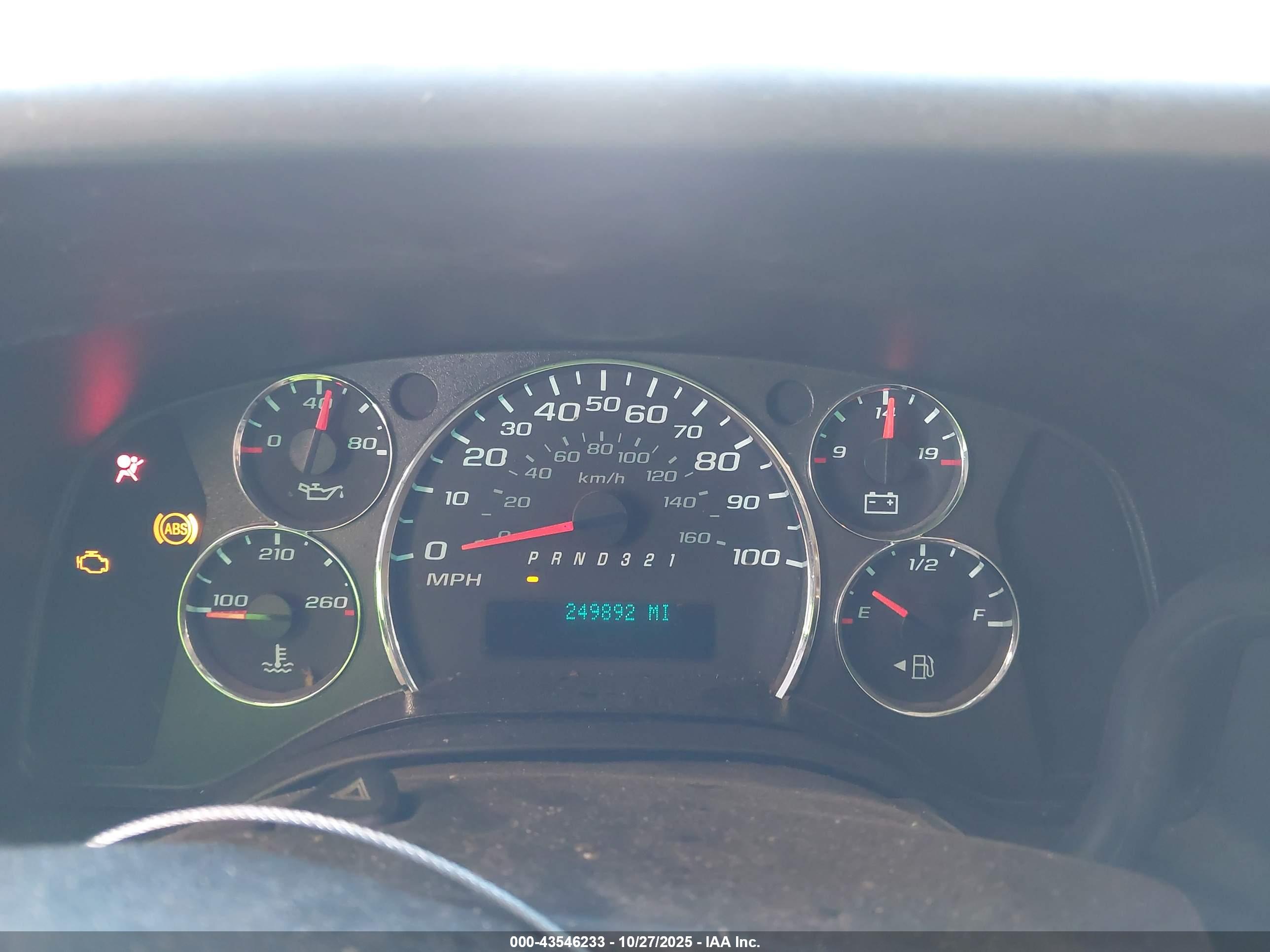 CHEVROLET EXPRESS image 7