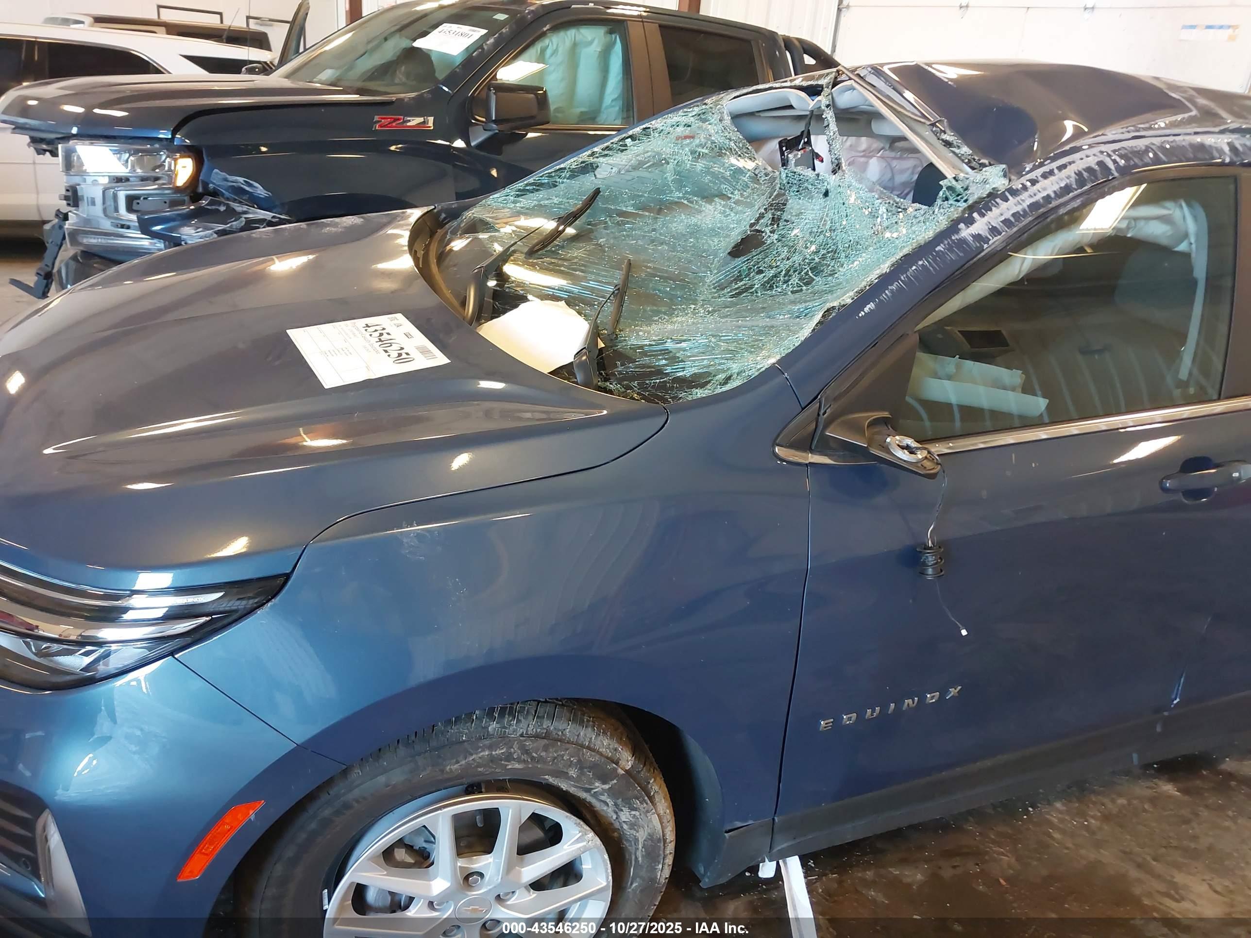 CHEVROLET EQUINOX image 6