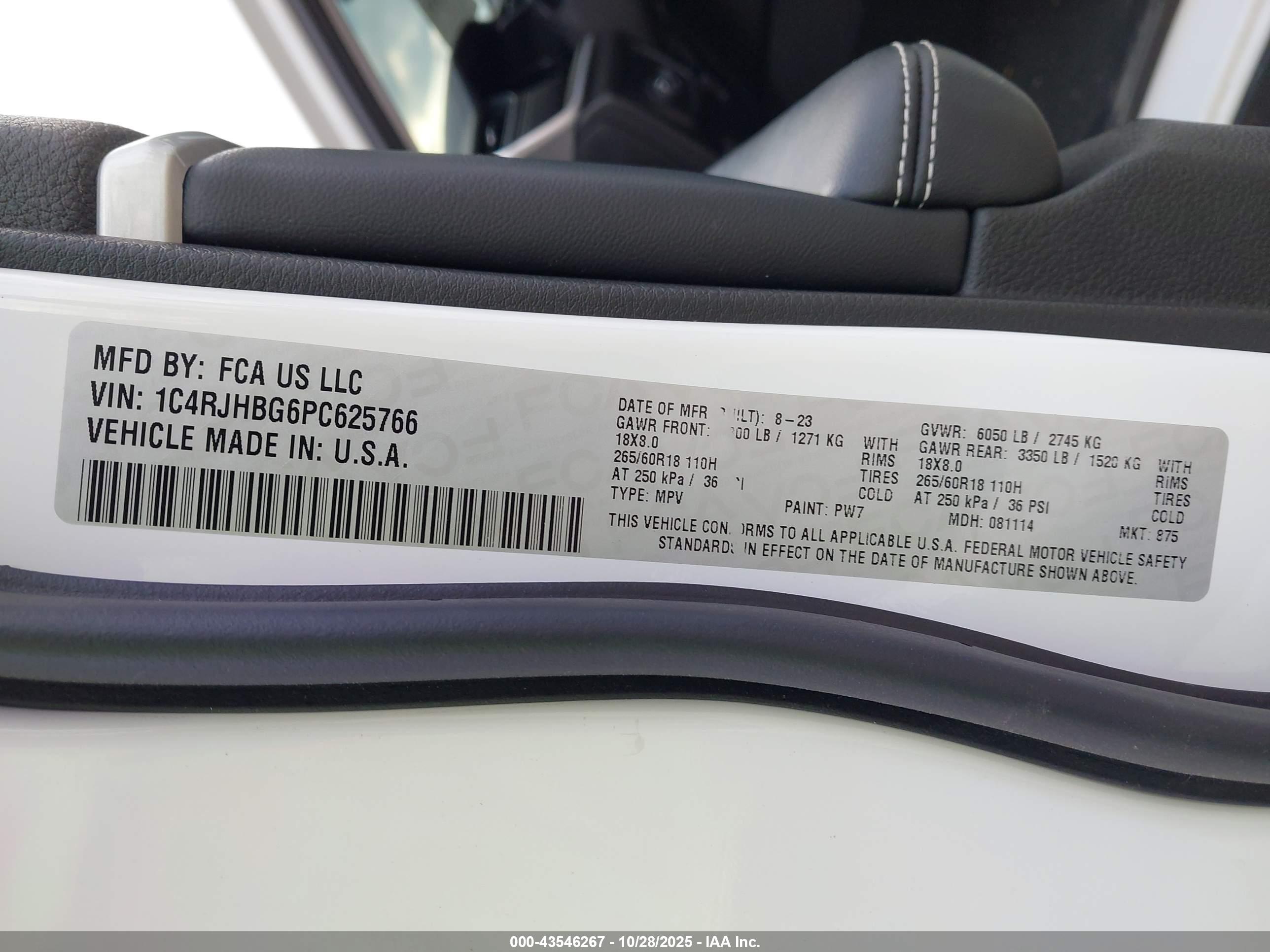 JEEP GRAND image 9